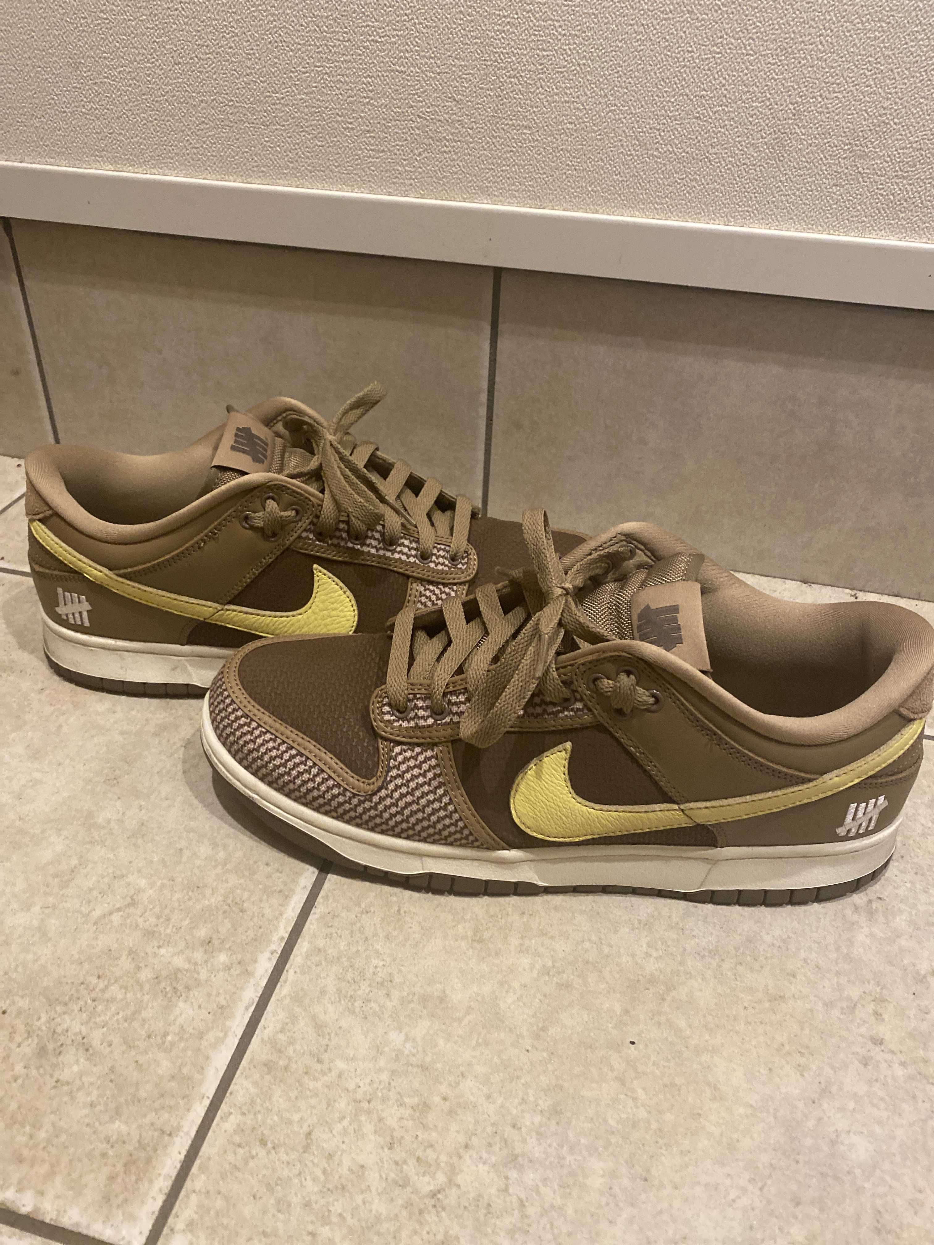 UNDEFEATED × Nike Dunk Low SP  "Canteen/Lemon Frost/Palomino"