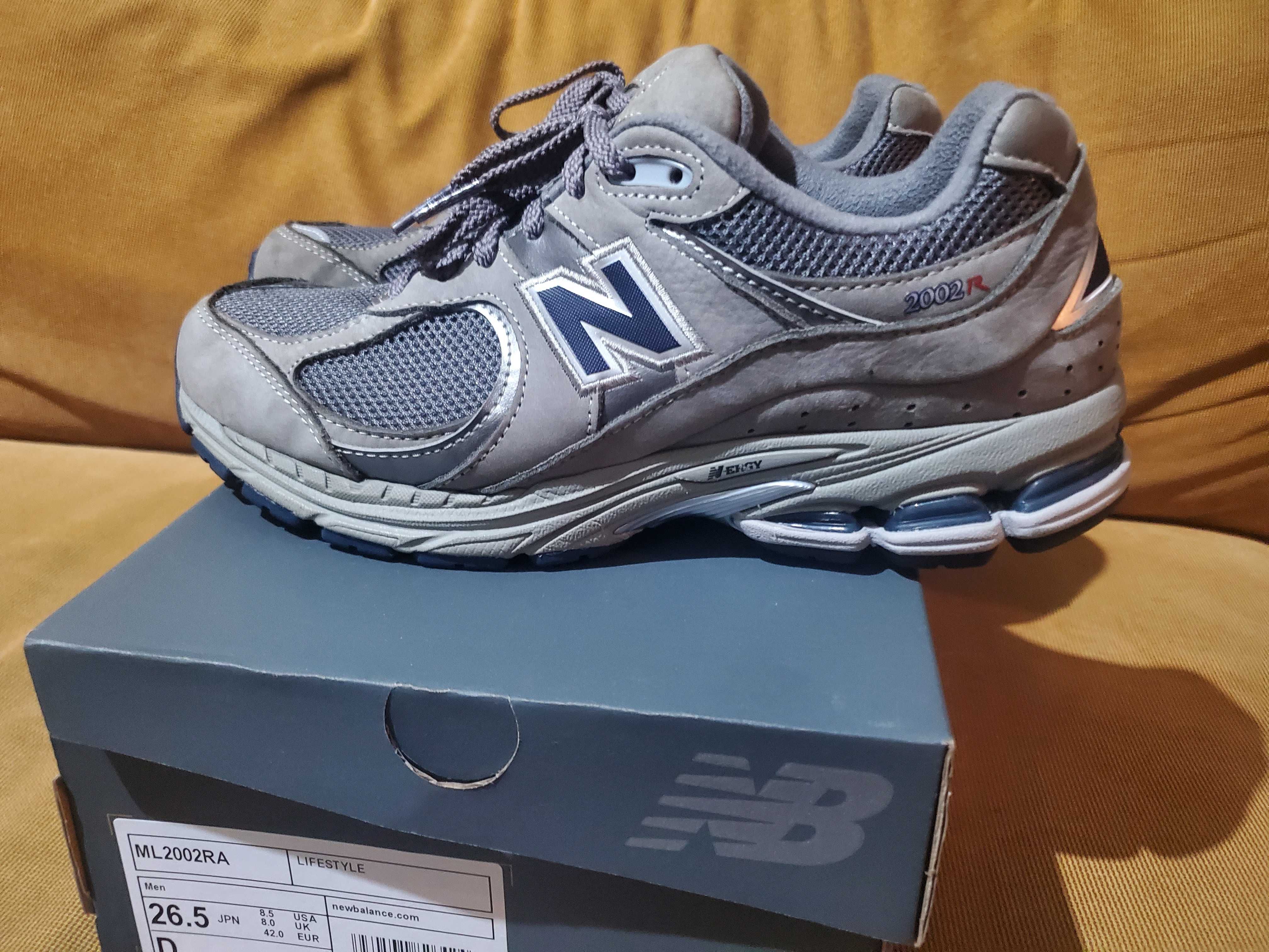 New Balance 2002R "Gray"