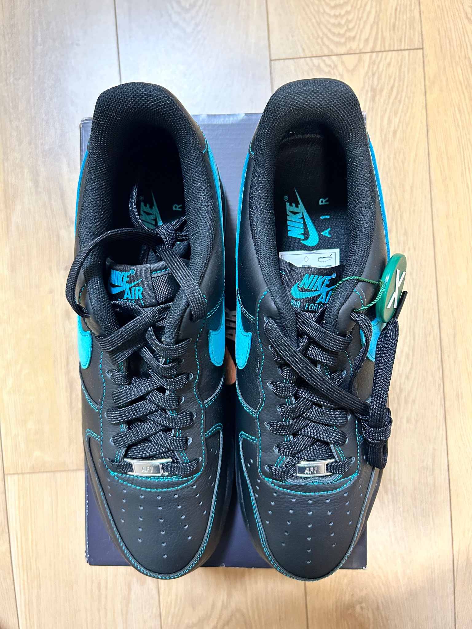 Nike Air Force 1 Low "Black Tiffany"