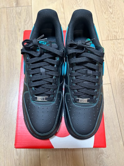 Nike Air Force 1 Low "Black Tiffany"