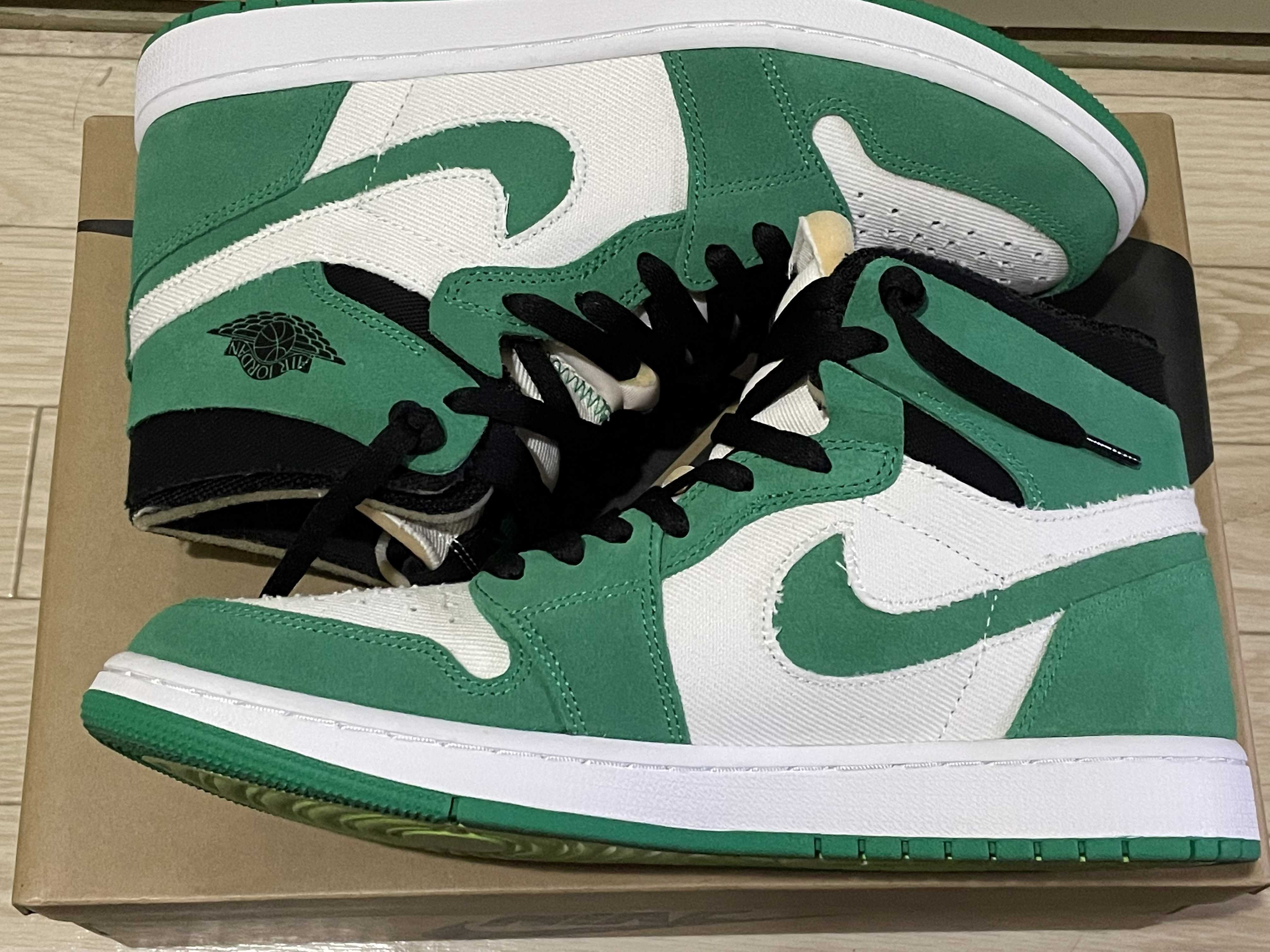 Nike Air Jordan 1 High Zoom Air Comfort "Lucky Bull"