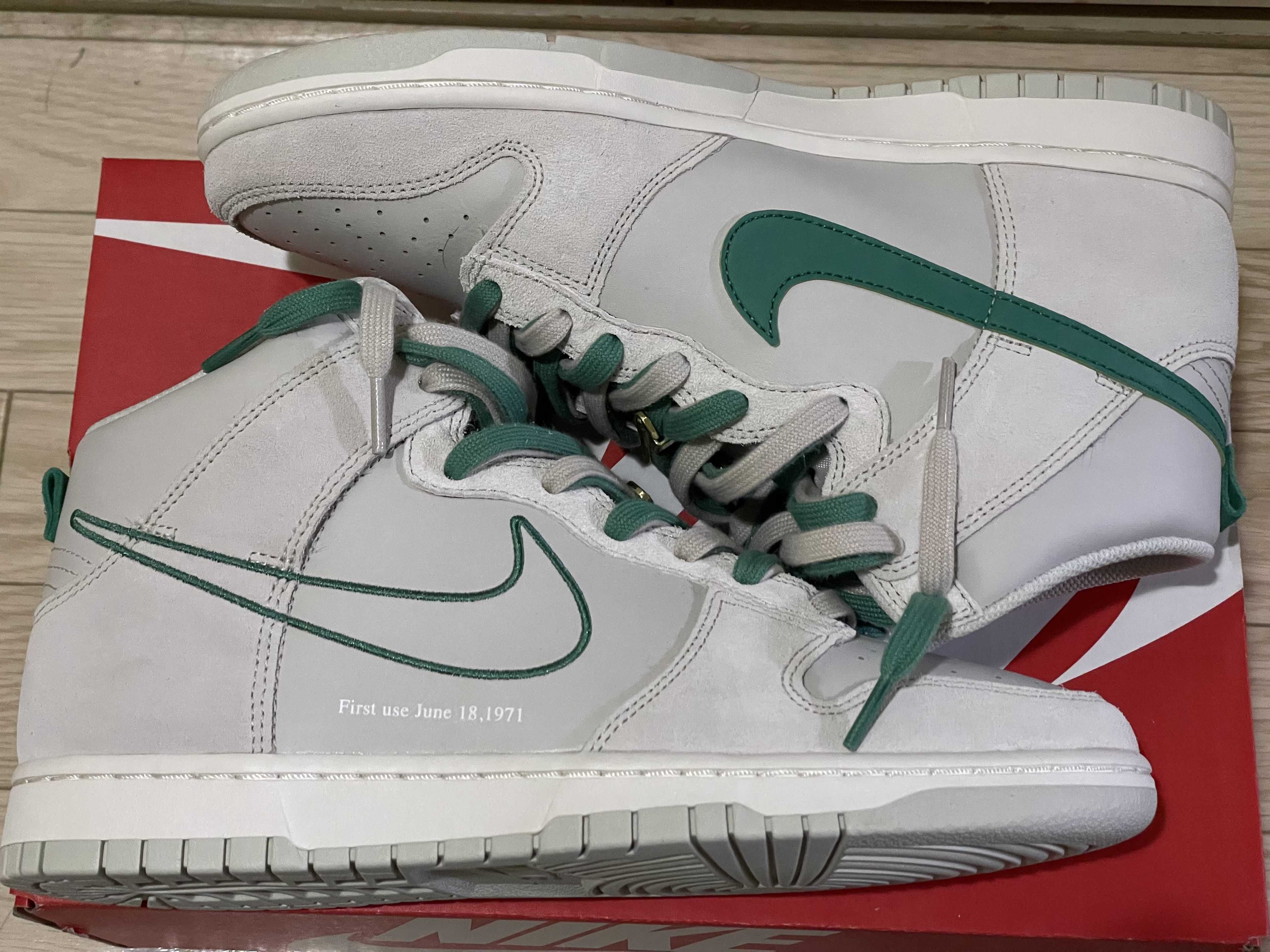 Nike Dunk High SE First Use "Light Bone/Green Noise"
