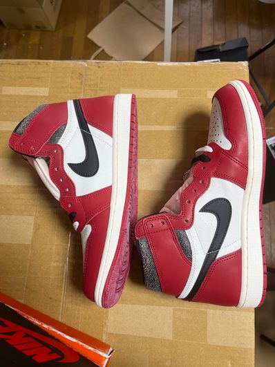 Nike Air Jordan 1 High OG "Lost & Found/Chicago"