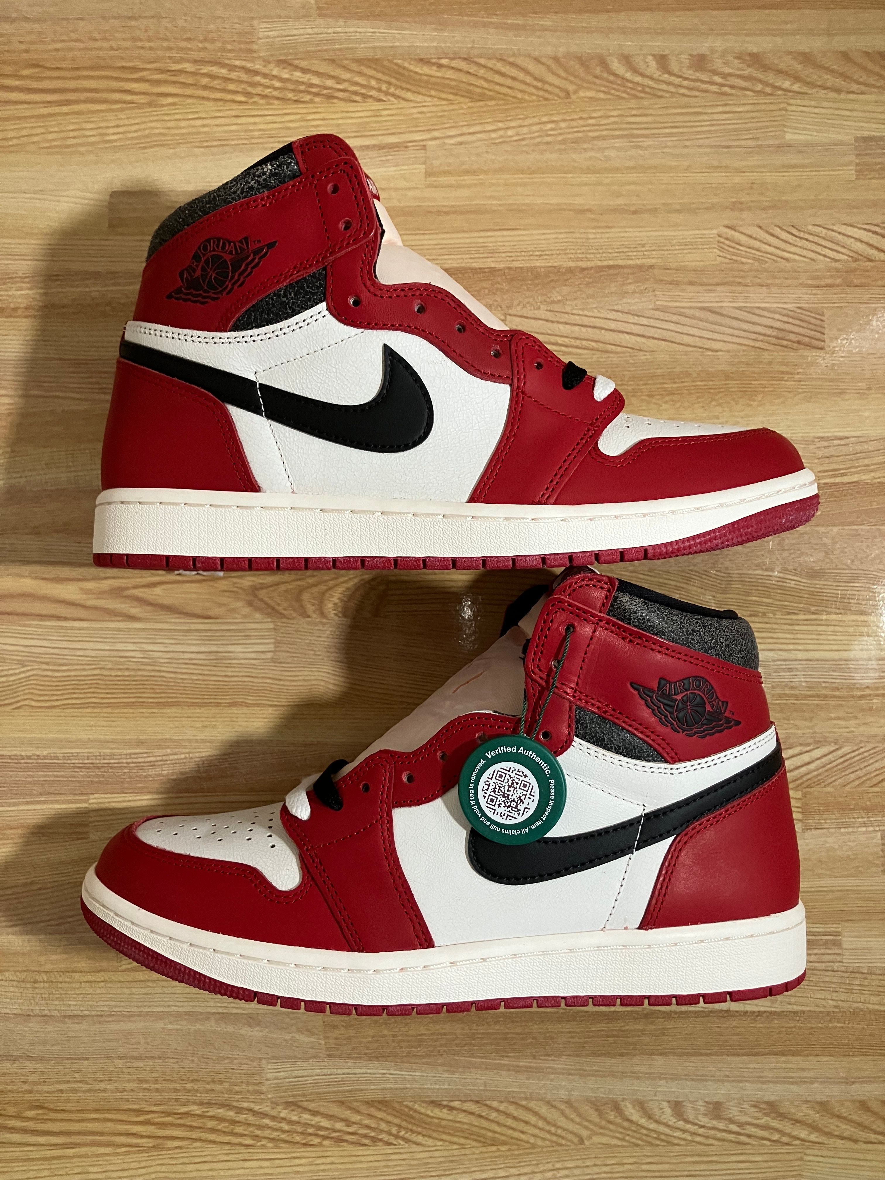Nike Air Jordan 1 High OG "Lost & Found/Chicago"