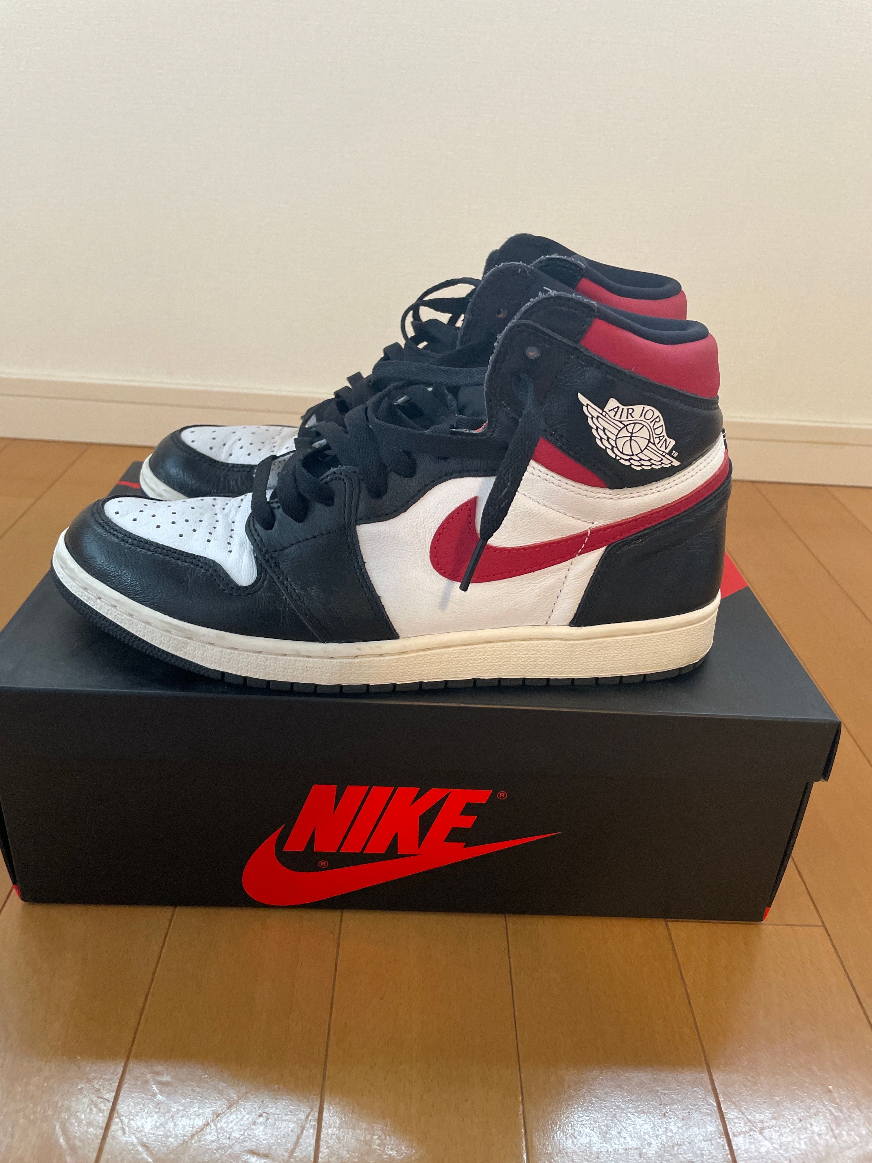 Nike Air Jordan 1 Retro High "Black/White/Sail/Gym Red"    