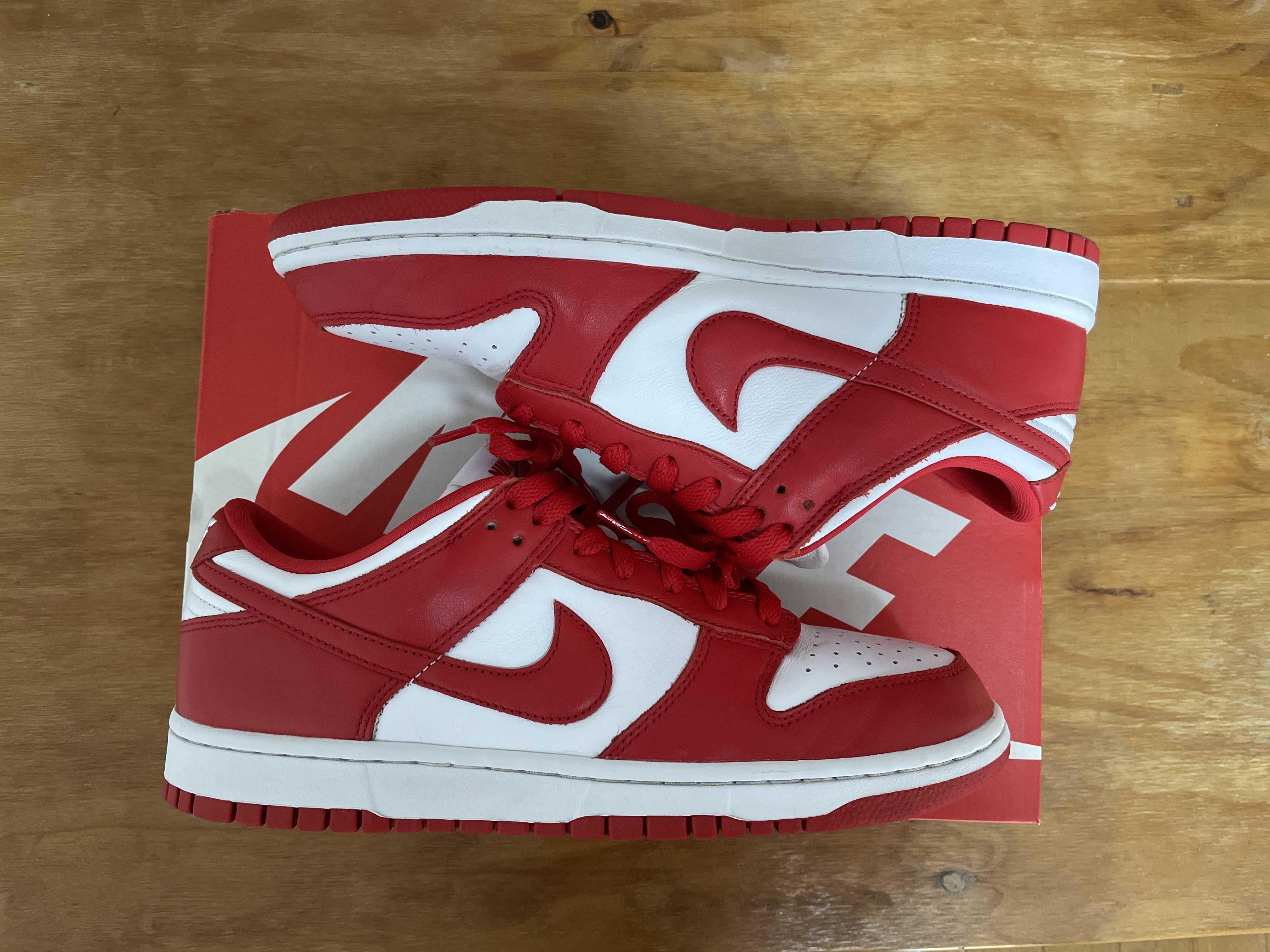 Nike Dunk Low SP "White and University Red"