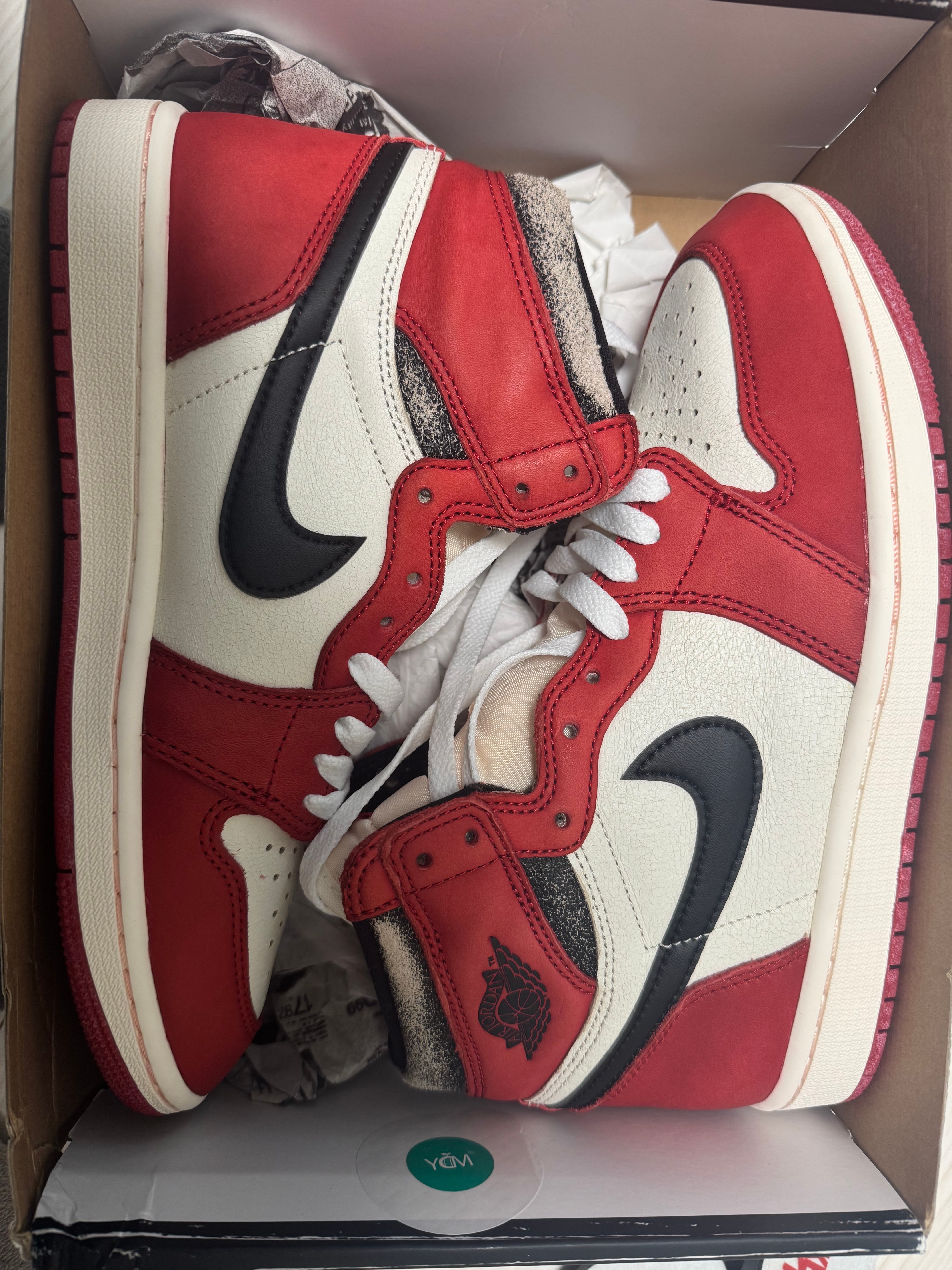Nike Air Jordan 1 High OG "Lost & Found/Chicago"