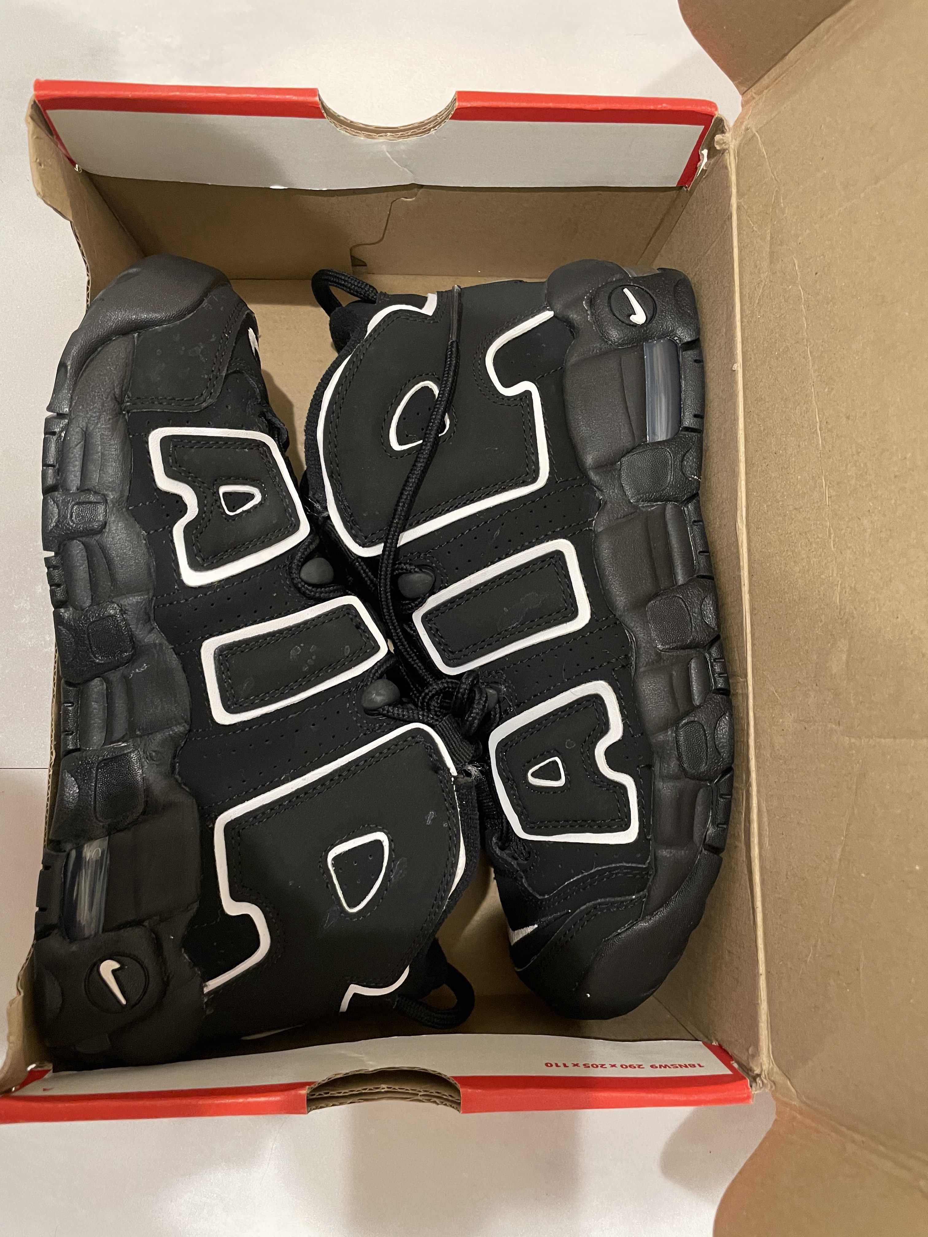 NIKE AIR MORE UPTEMPO GS "BLACK/WHITE"(2020)