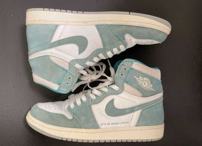 Nike Air Jordan 1 Retro High OG "Turbo Green"