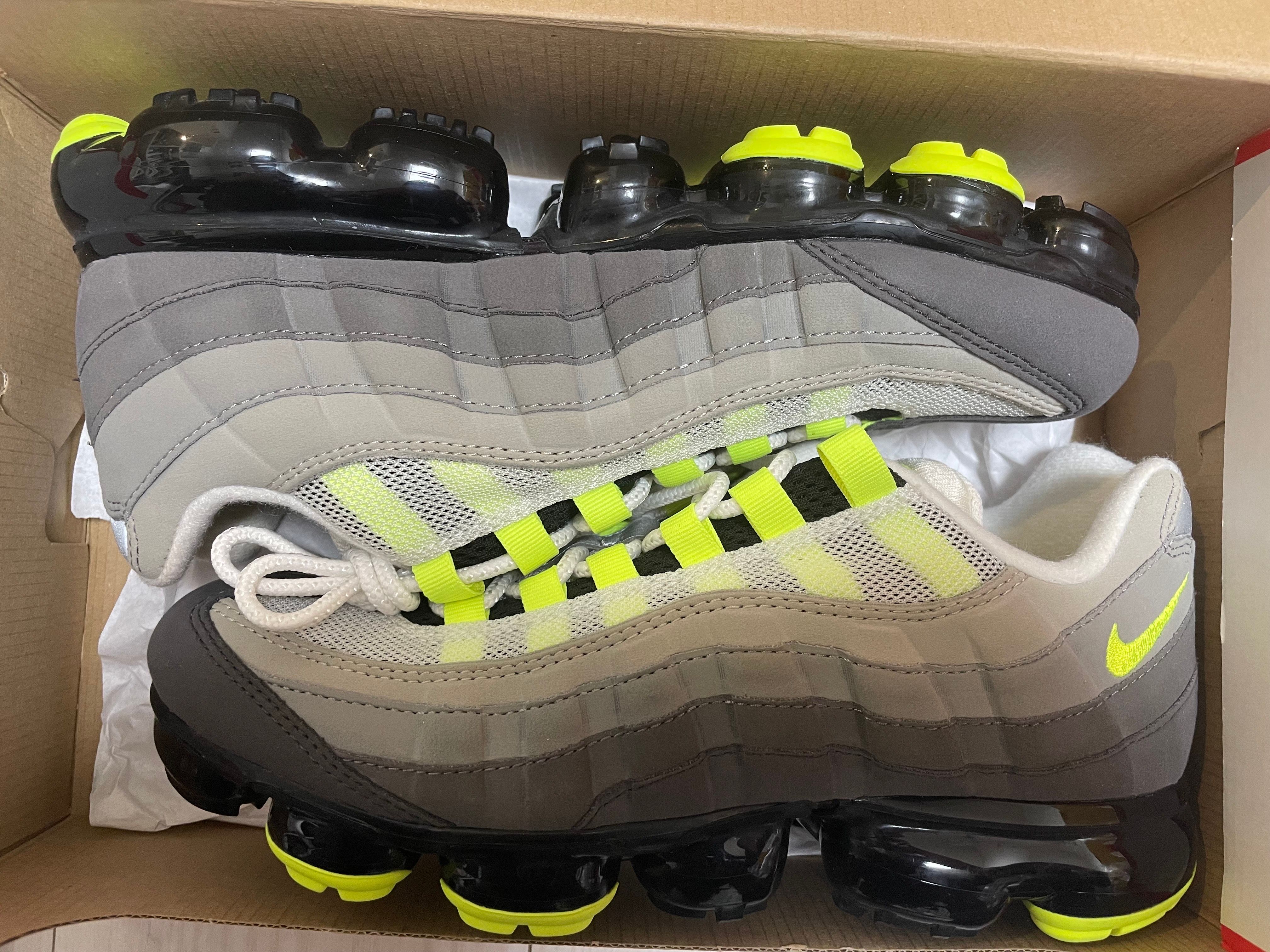 Nike Air Vapormax 95 "Neon"