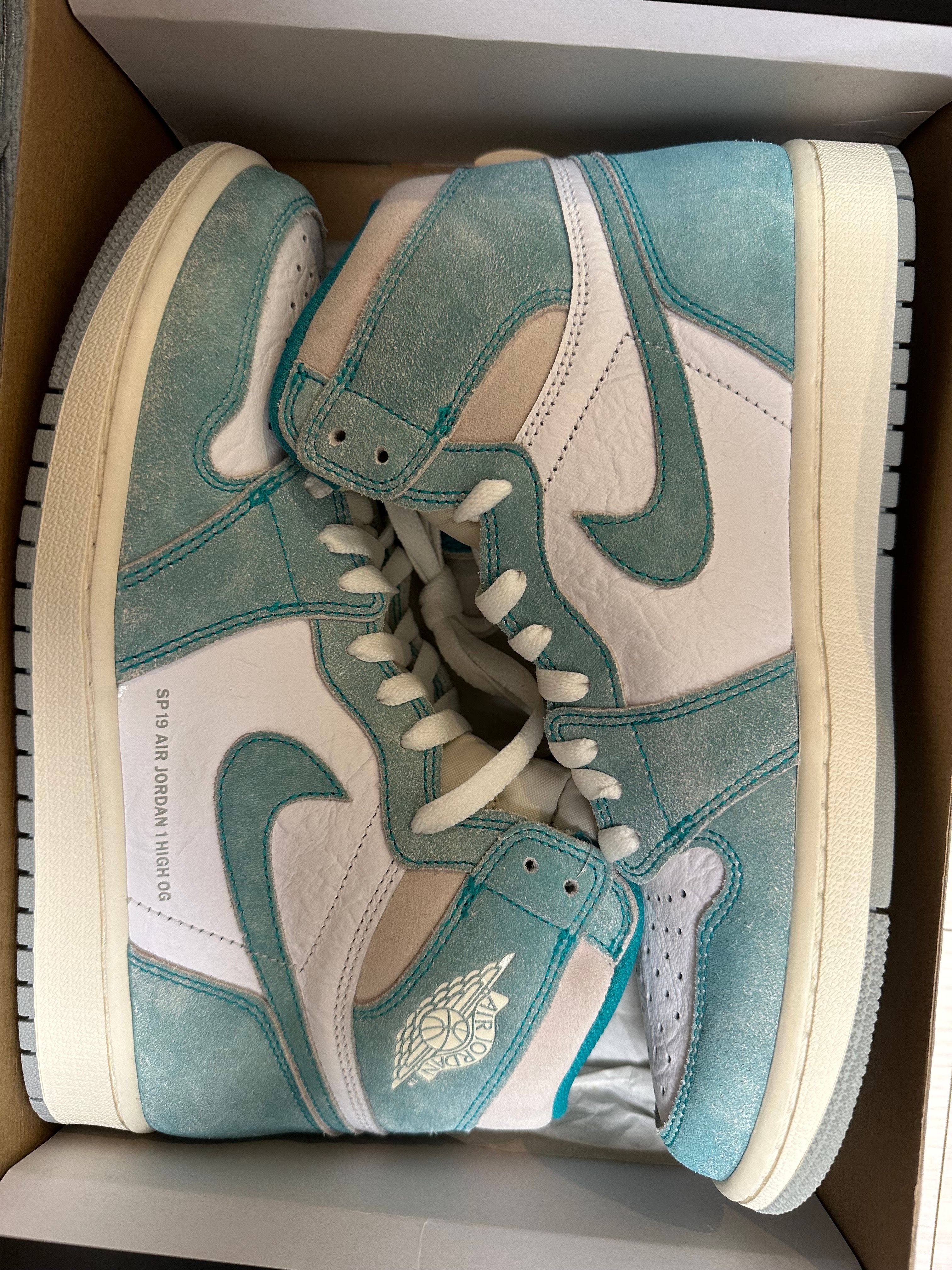 Nike Air Jordan 1 Retro High OG "Turbo Green"