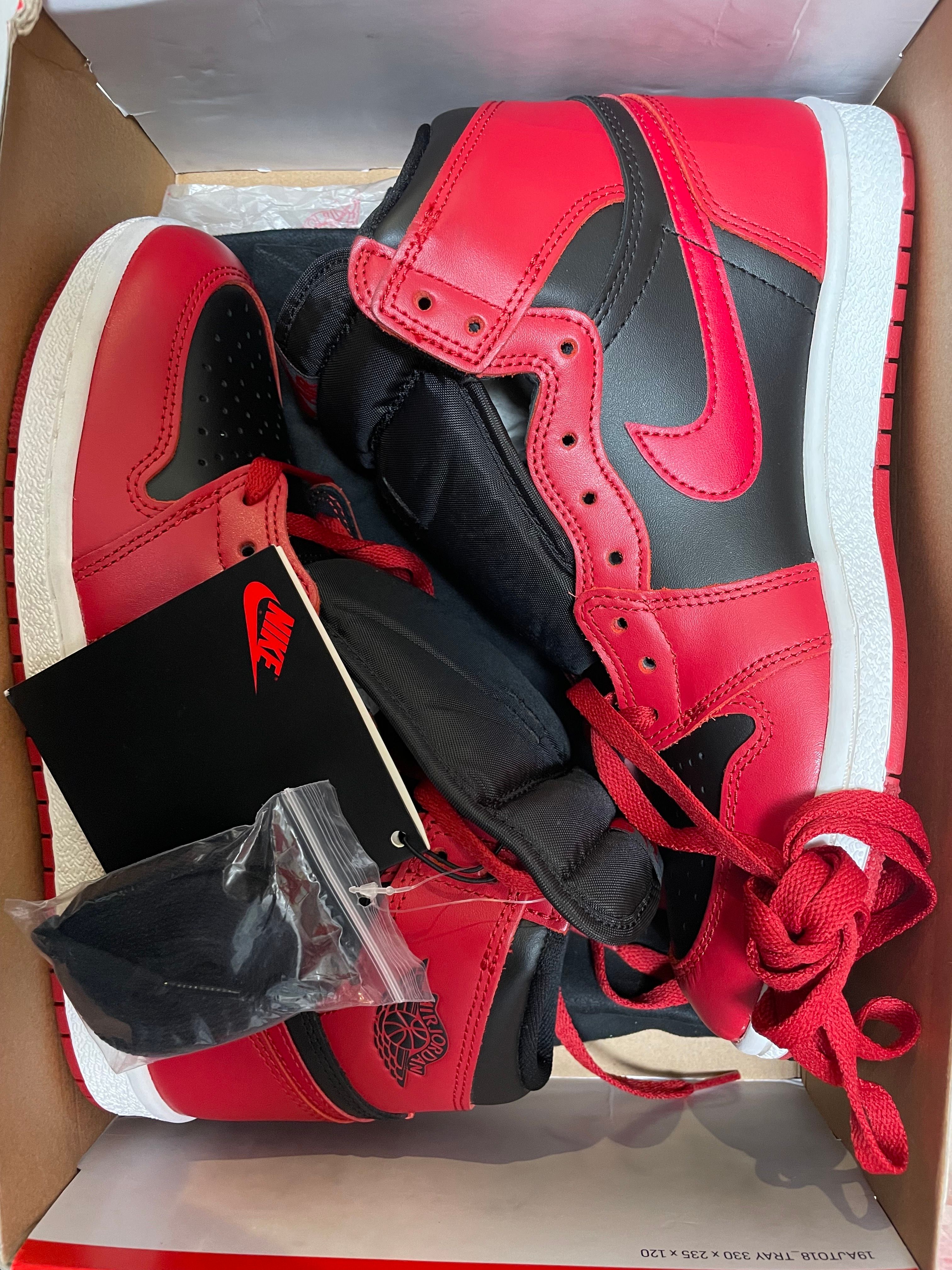 Nike Air Jordan 1 High ’85 "Varsity Red"