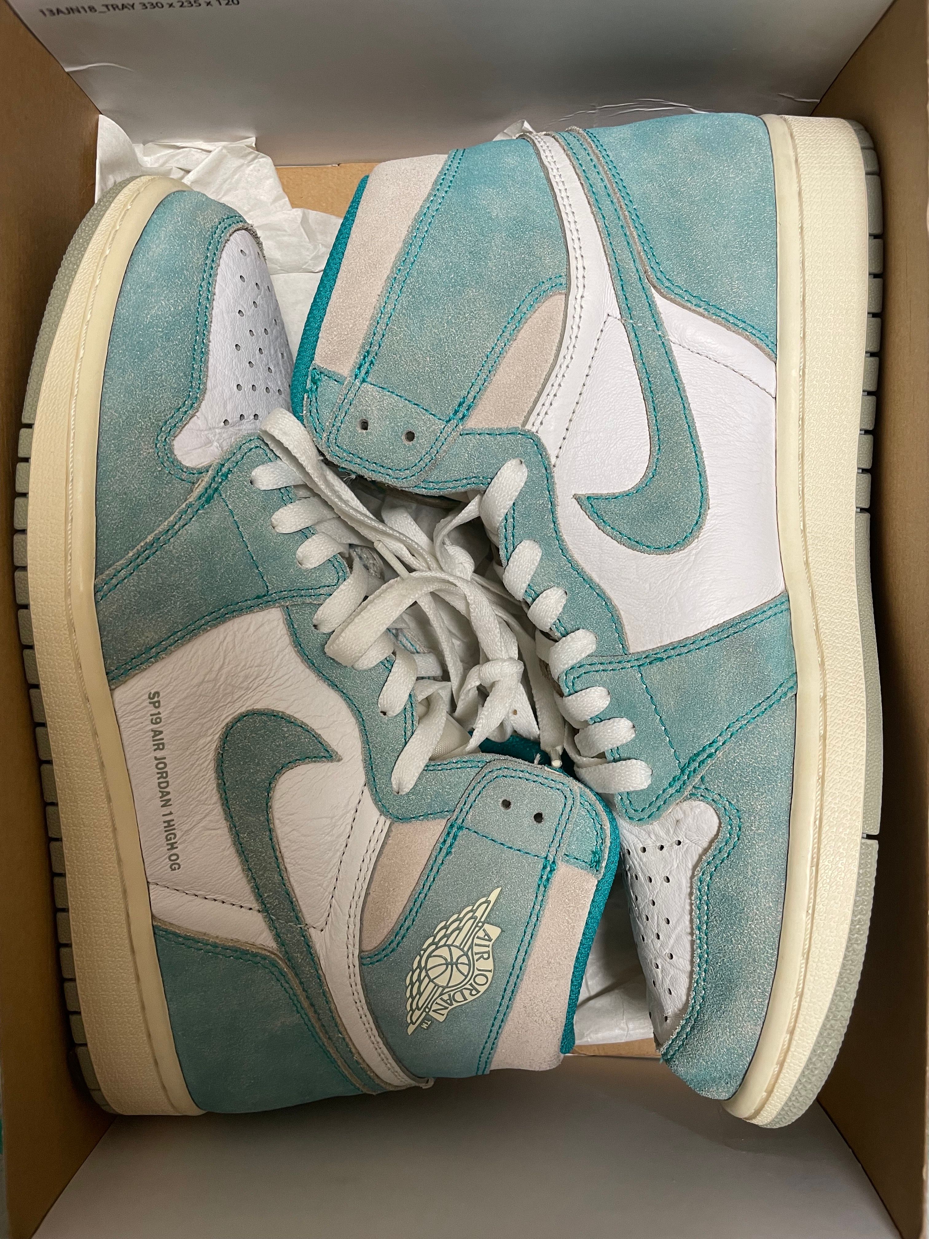 Nike Air Jordan 1 Retro High OG "Turbo Green"