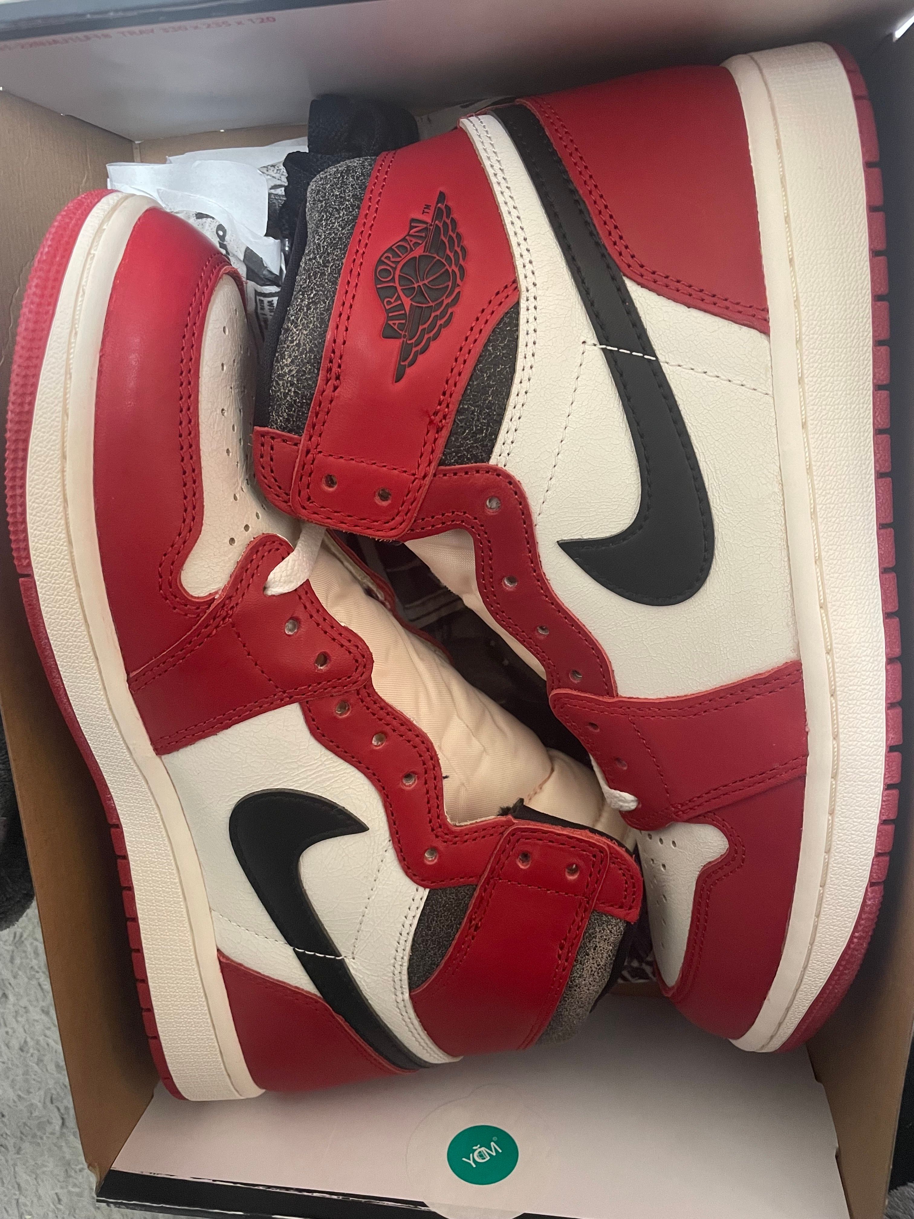 Nike Air Jordan 1 High OG "Lost & Found/Chicago"