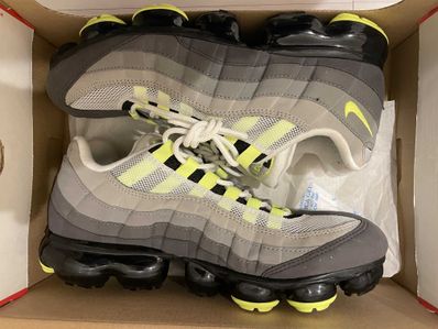 Nike Air Vapormax 95 "Neon"