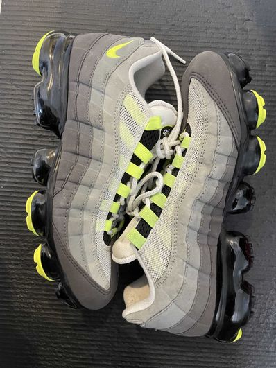 Nike Air Vapormax 95 "Neon"