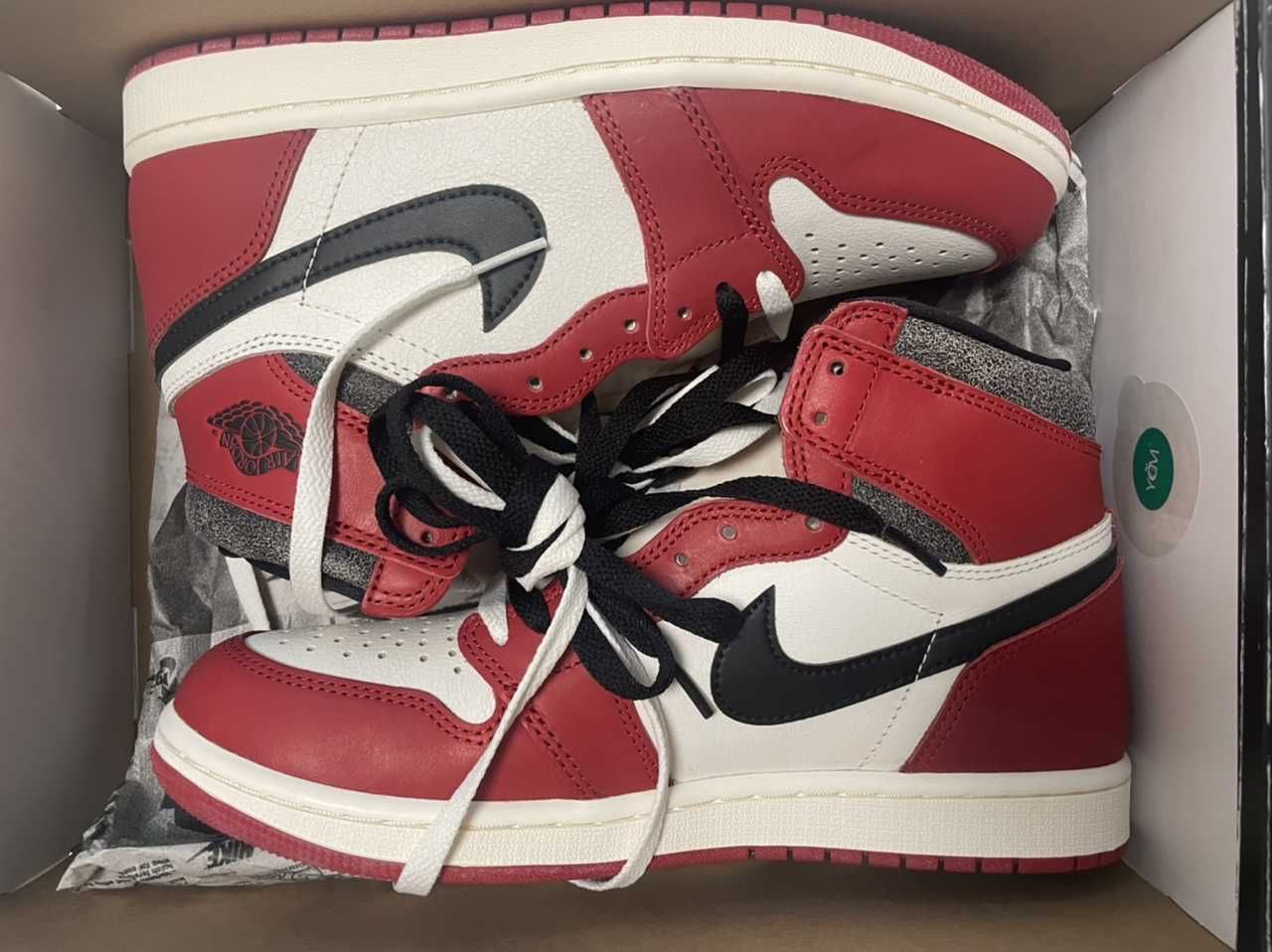Nike Air Jordan 1 High OG "Lost & Found/Chicago"