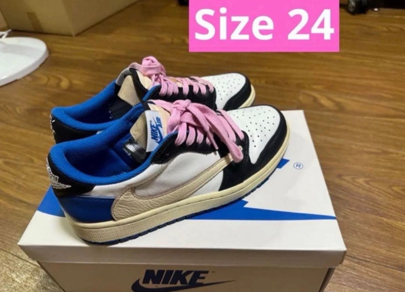Travis Scott × fragment design × Nike Air Jordan 1 Low OG SP "Military Blue"