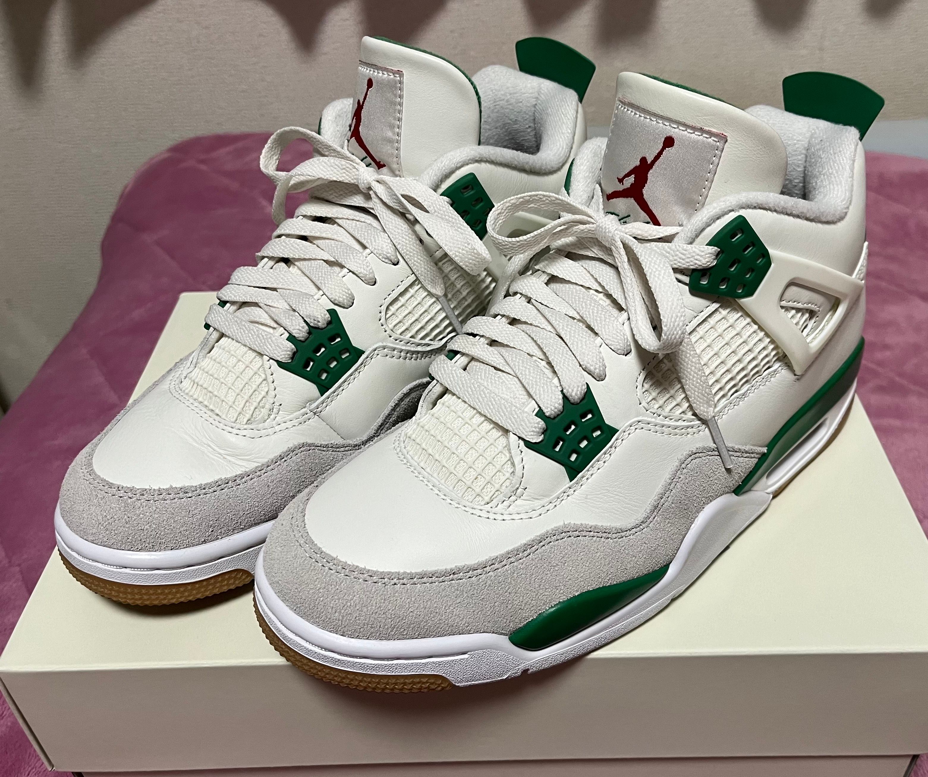 Nike SB × Air Jordan 4 Retro SP "Pine Green"