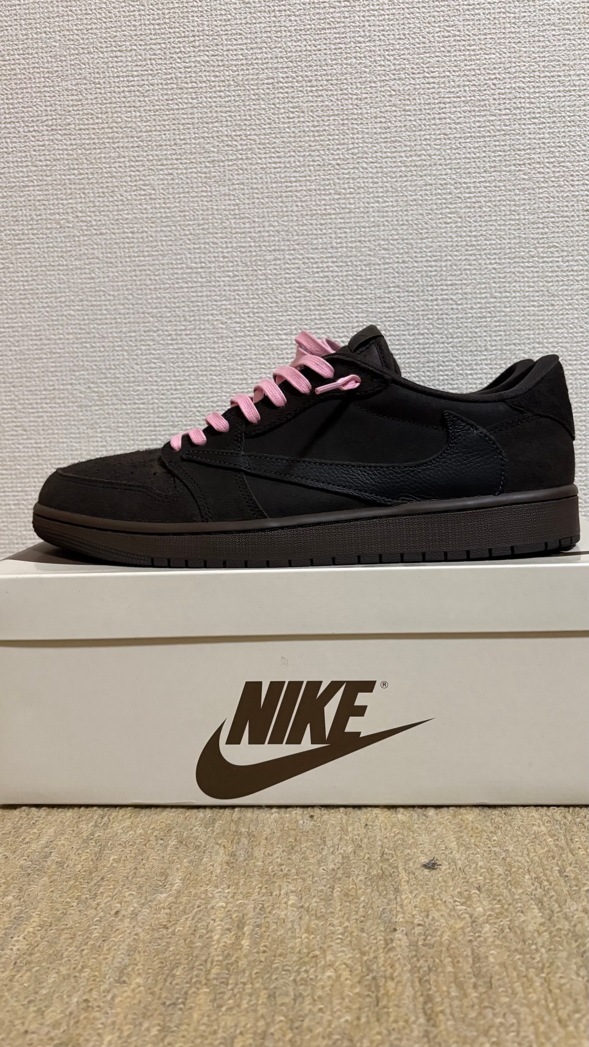 Travis Scott × Nike Air Jordan 1 Low OG SP "Velvet Brown and Dark Mocha"