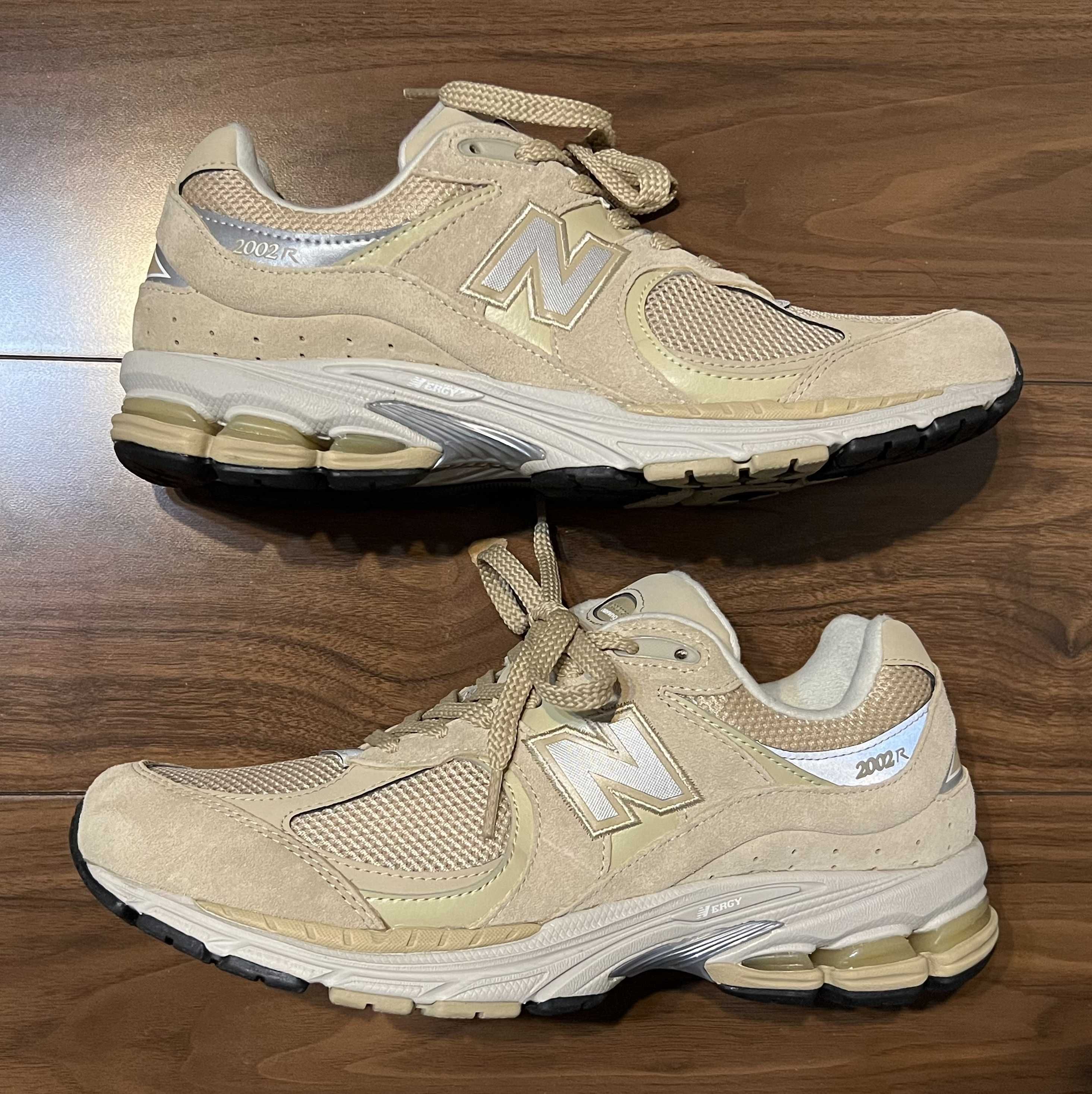 New Balance 2002R "Khaki/Silver"