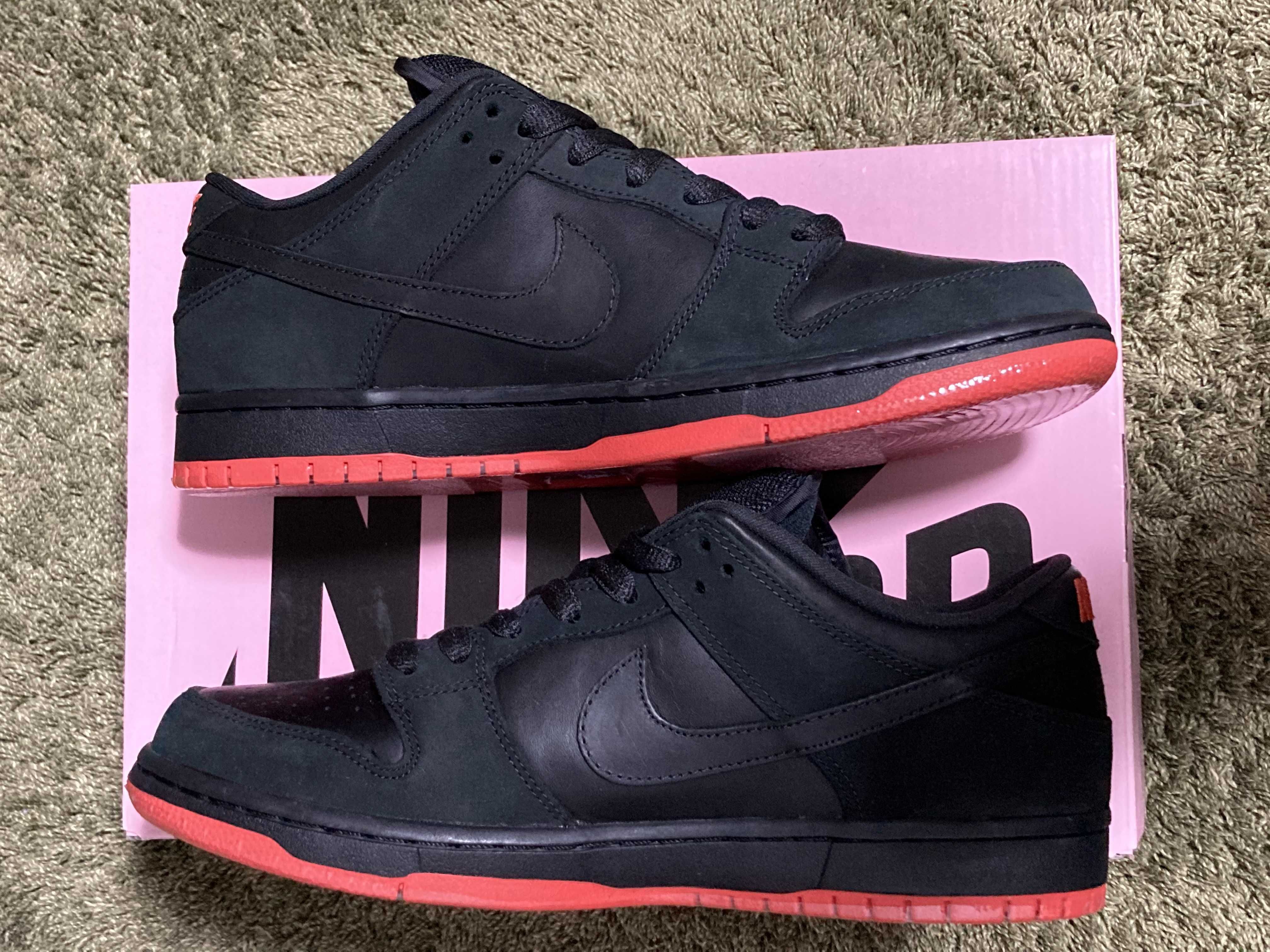 Nike SB Dunk Low TRD QS "Black Pigeon"