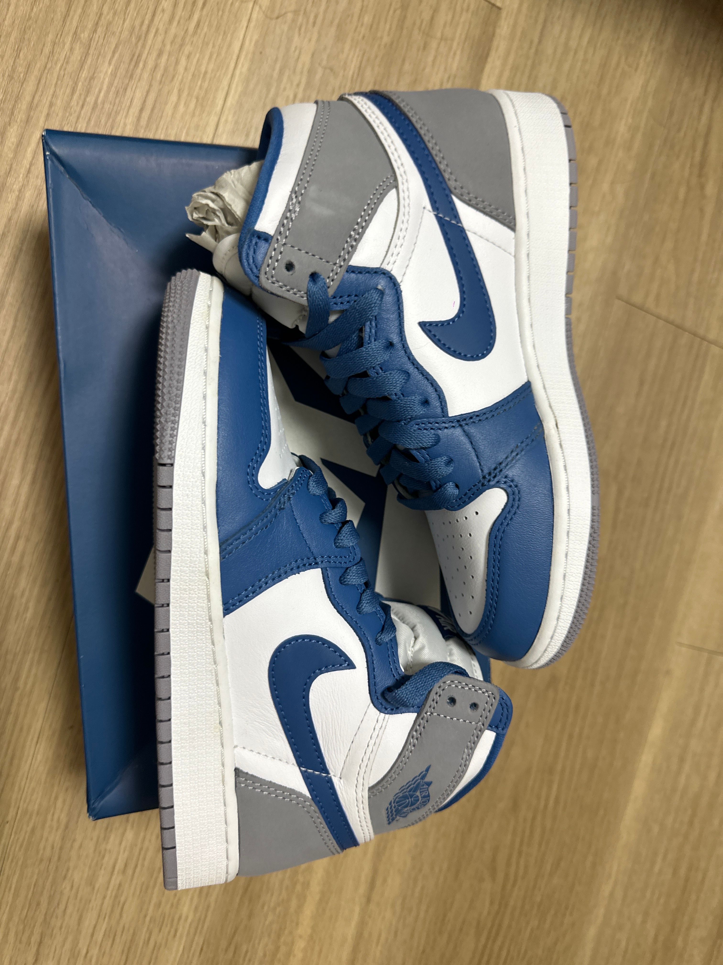 Nike GS Air Jordan 1 OG "True Blue"