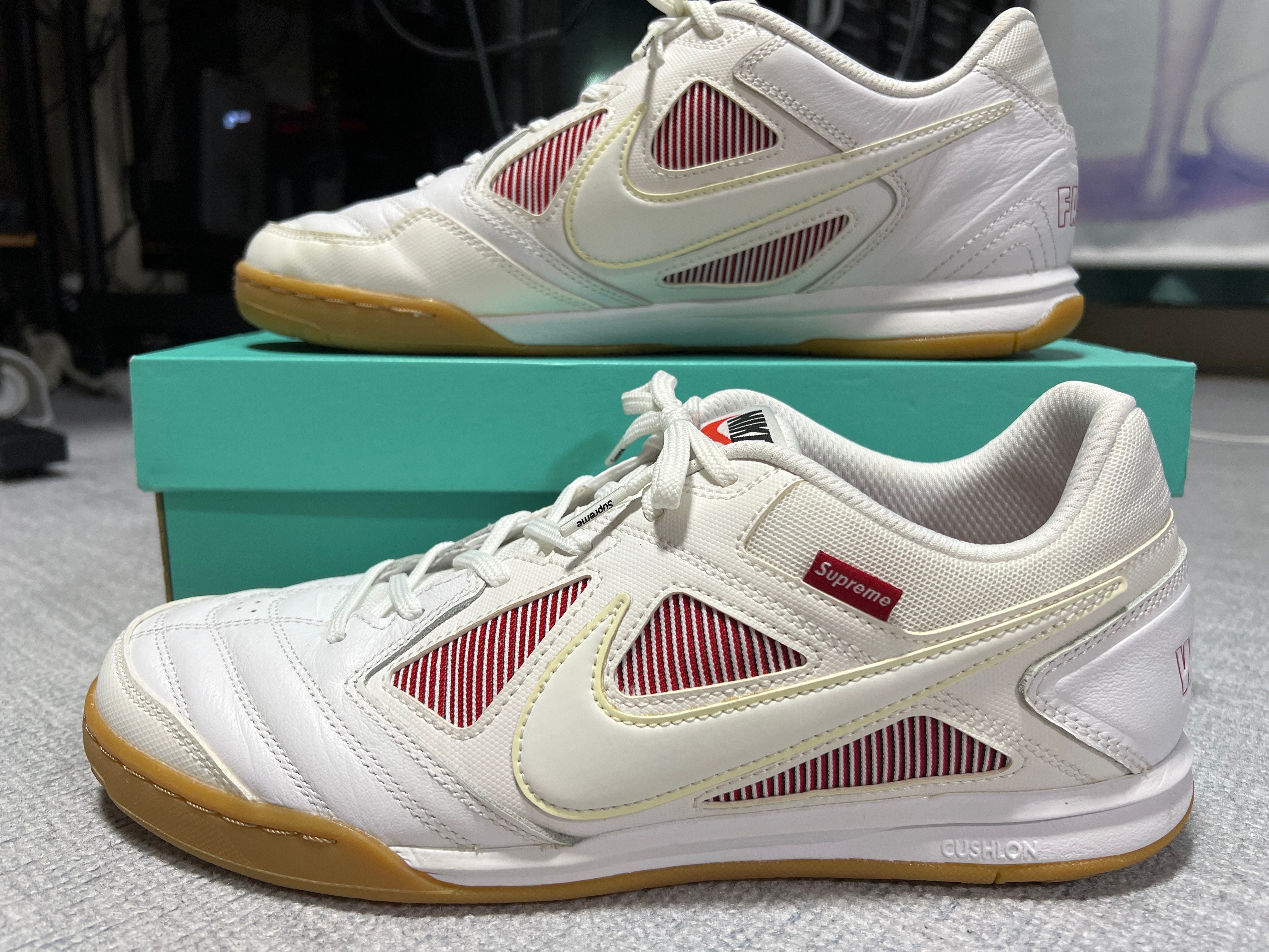 Supreme × Nike SB Luner Gato "White"