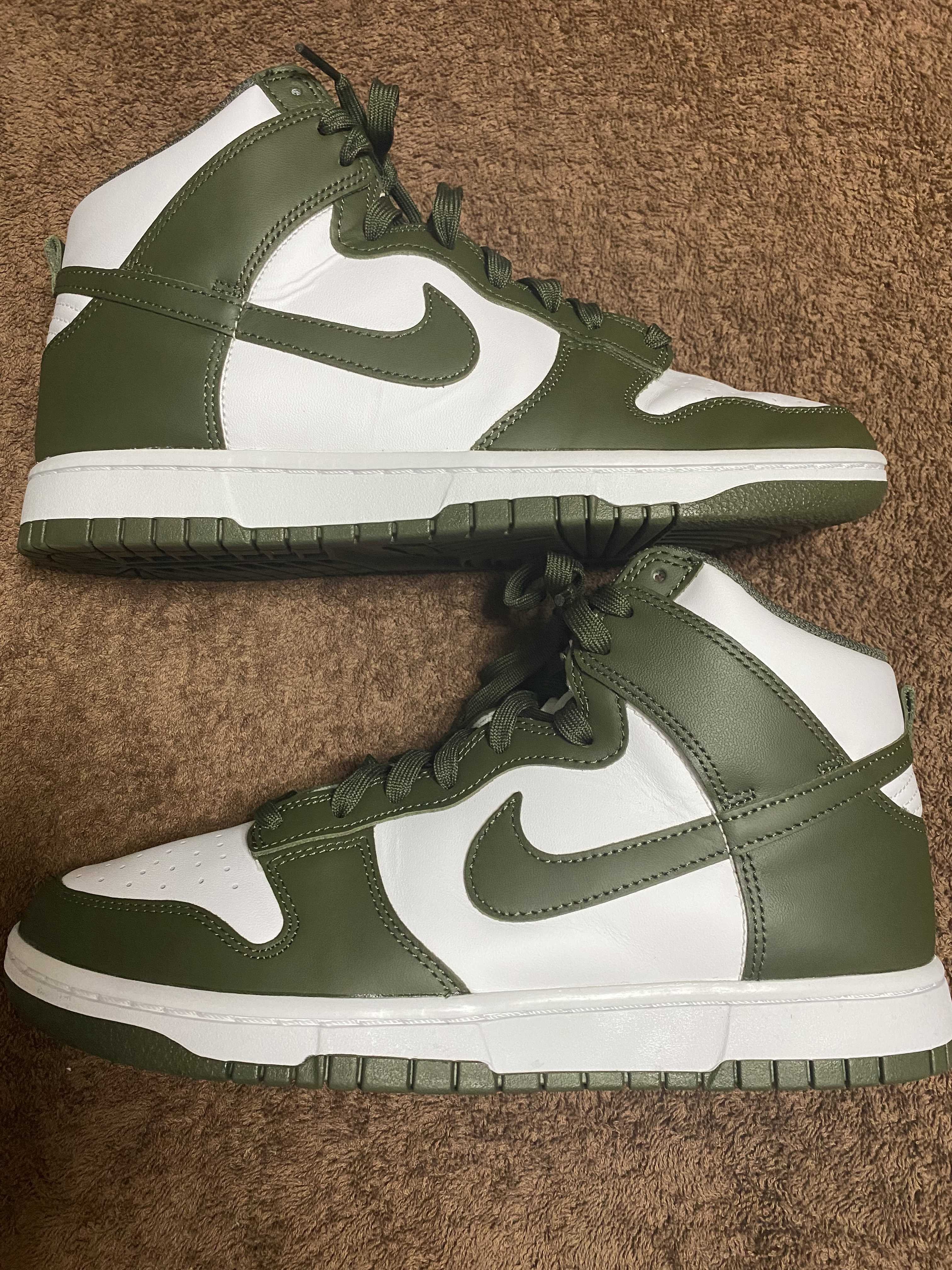 Nike Dunk High "Championship Khaki"
