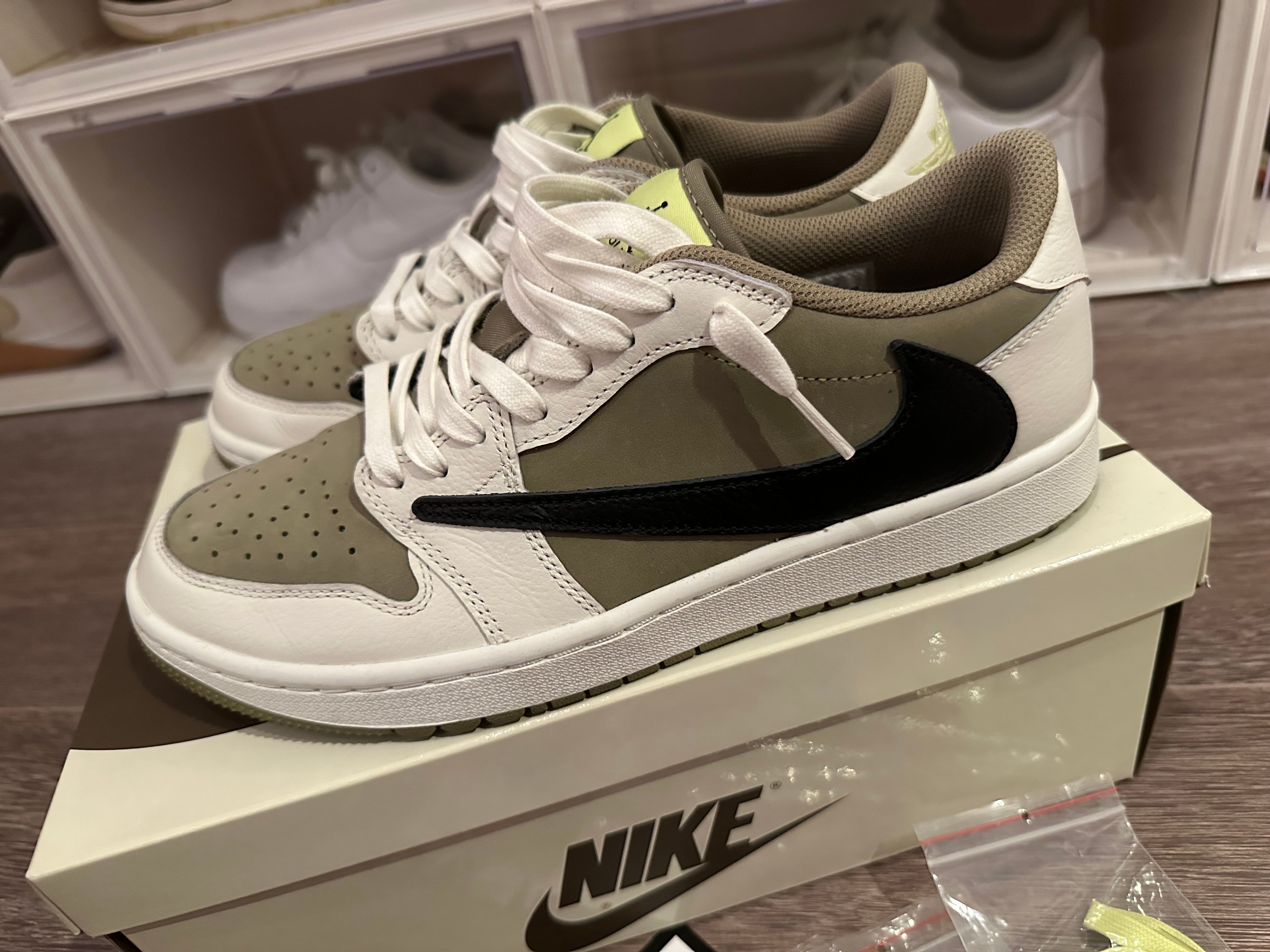 Travis Scott × Nike Air Jordan 1 Low Golf NRG "Neutral Olive"