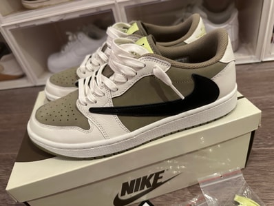 Travis Scott × Nike Air Jordan 1 Low Golf NRG "Neutral Olive"