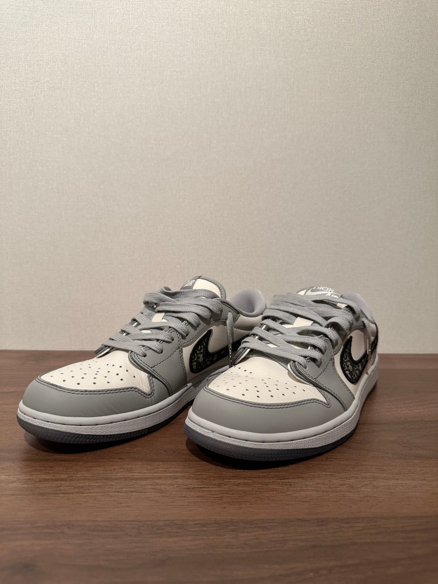 Dior × Nike Air Jordan 1 Low OG "Wolf Grey"