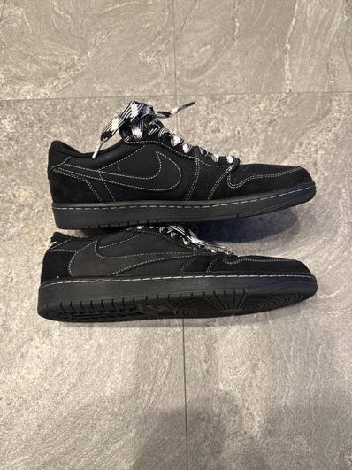 Travis Scott × Nike Air Jordan 1 Low OG SP "Black Phantom"