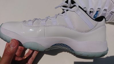 Nike Air Jordan 11 Low "Legend Blue"