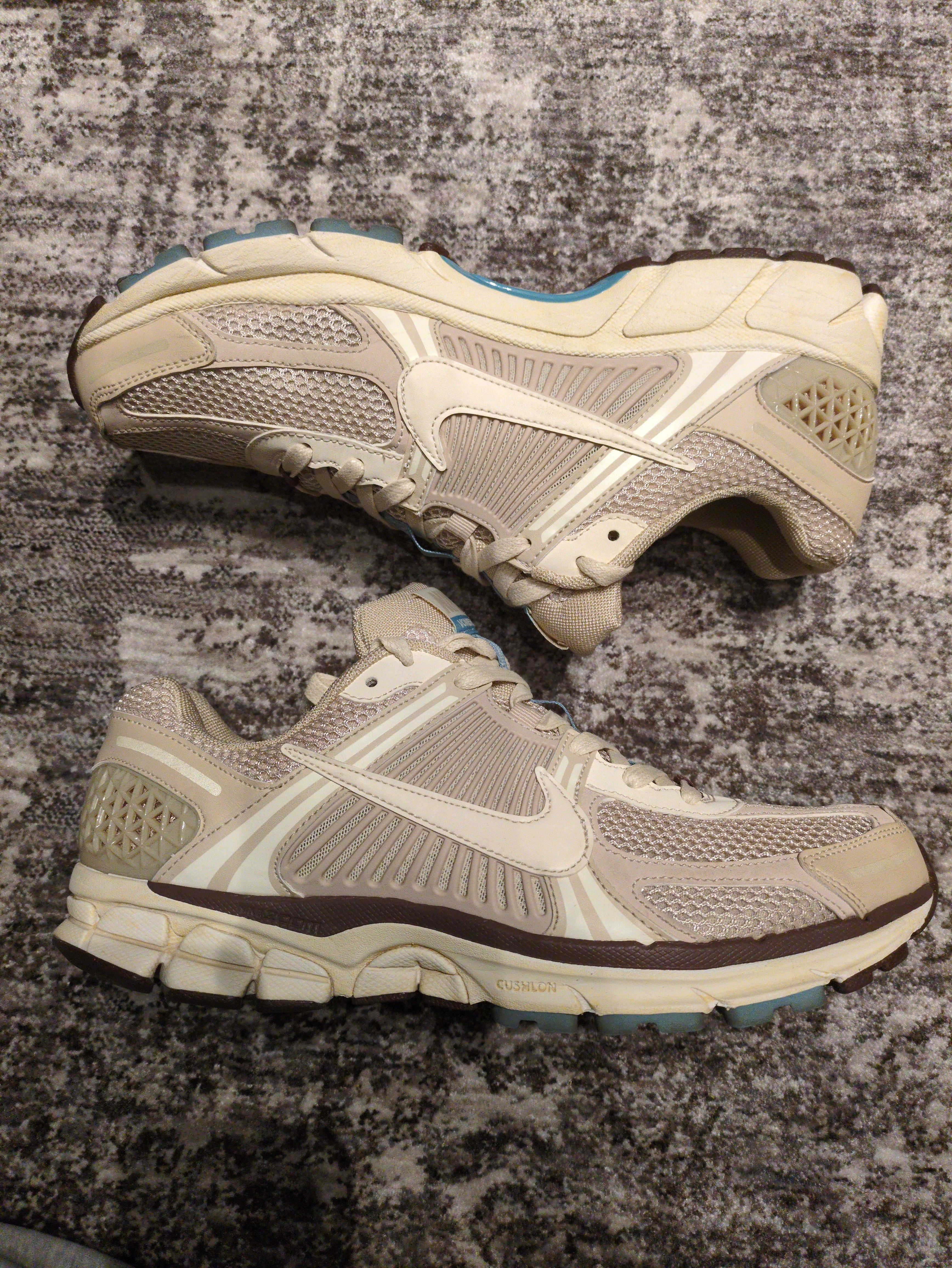 Nike Women's Zoom Vomero 5 "Oatmeal"