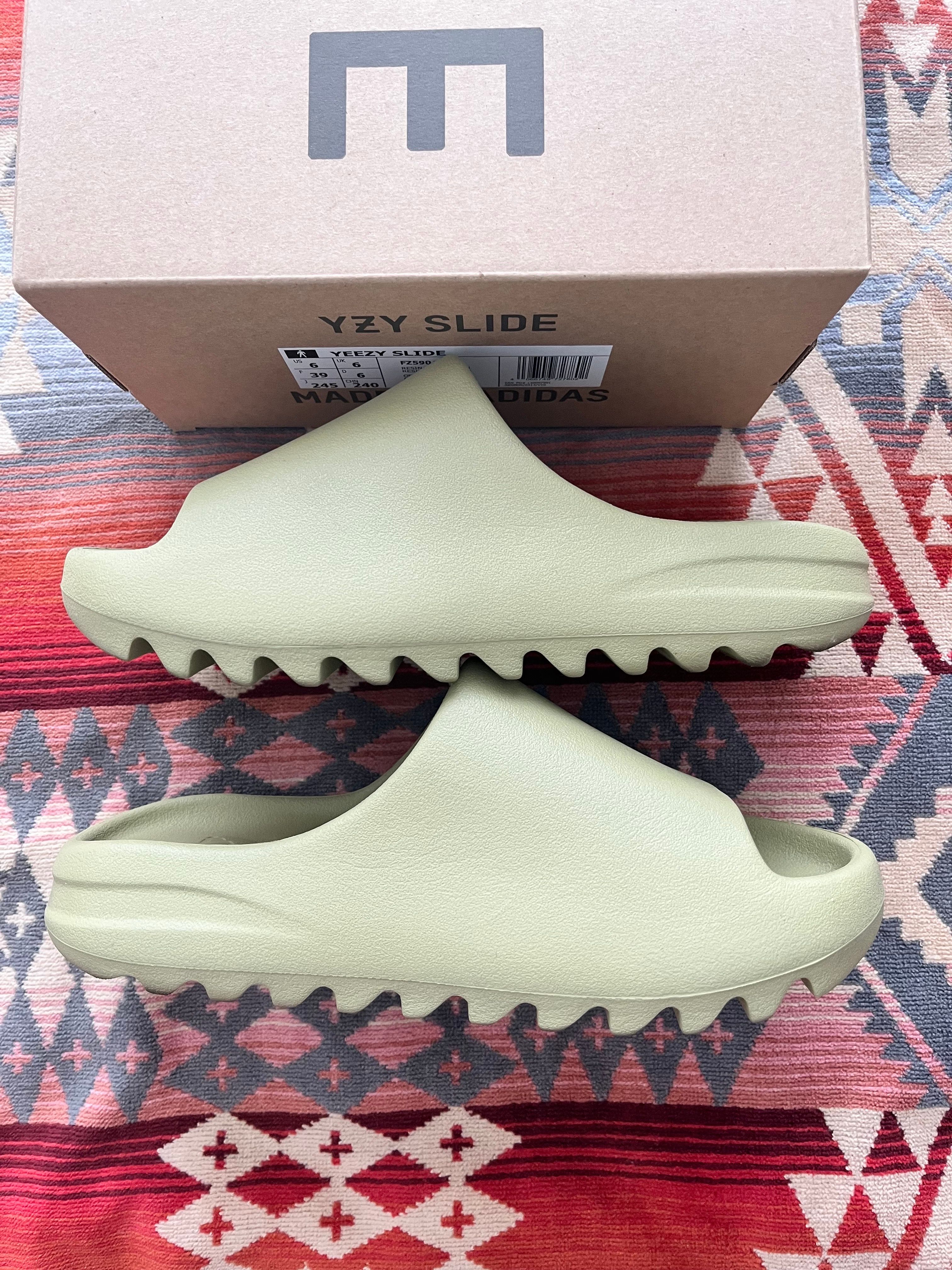 adidas YEEZY Slide "Resin" (FZ5904)