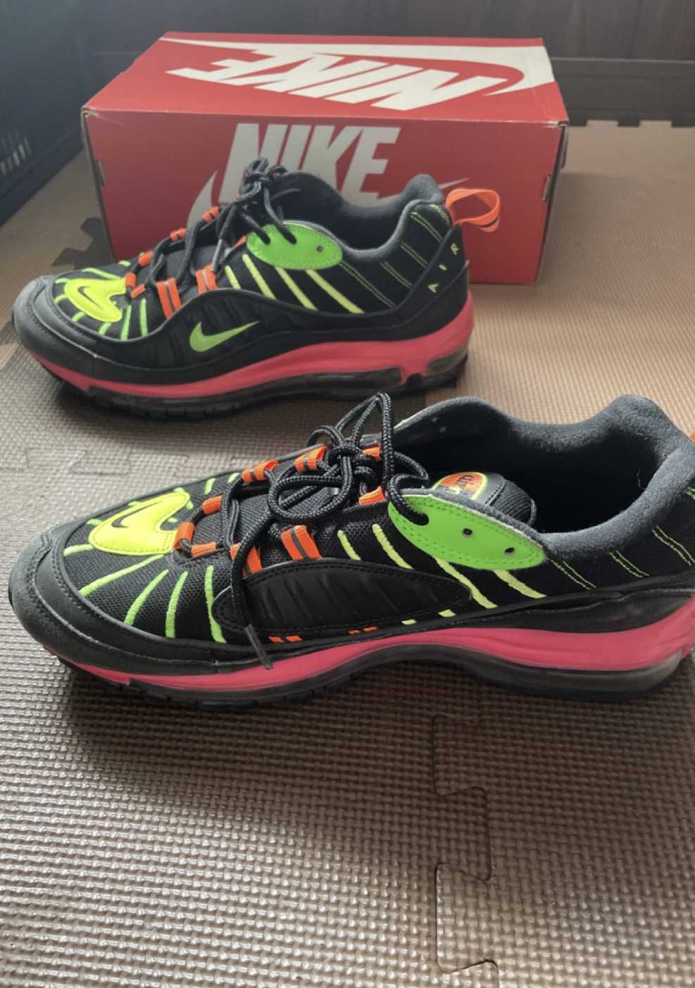 Nike Air Max 98 "Tokyo Neon"