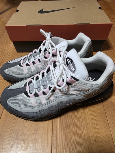 Nike Air Max 95 "Gunsmoke/Pink Foam"