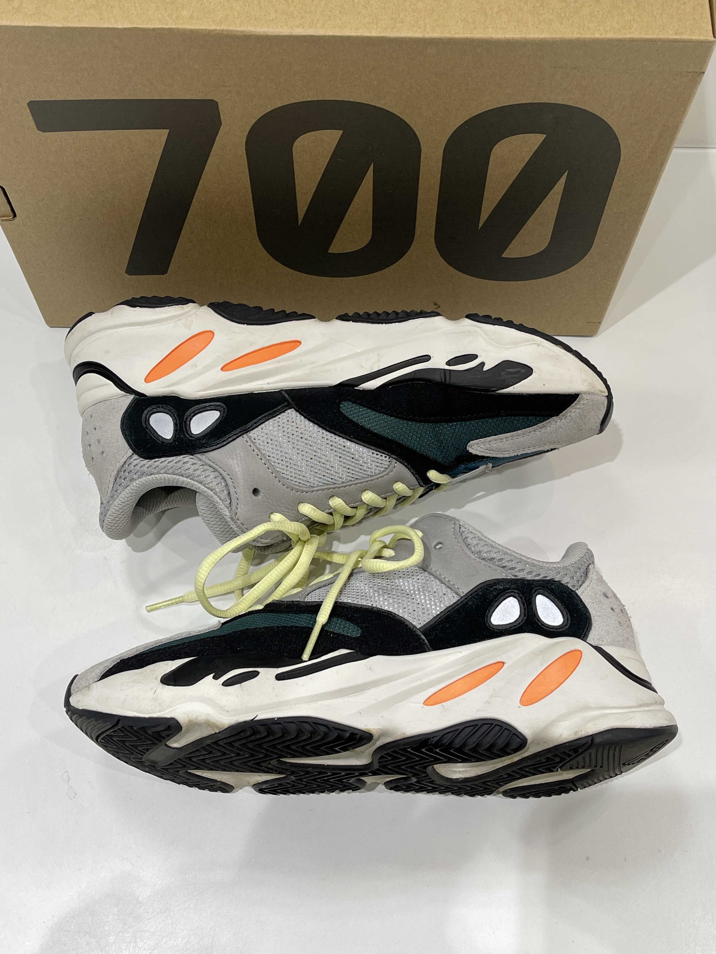 adidas YEEZY Boost 700 "Wave Runner"