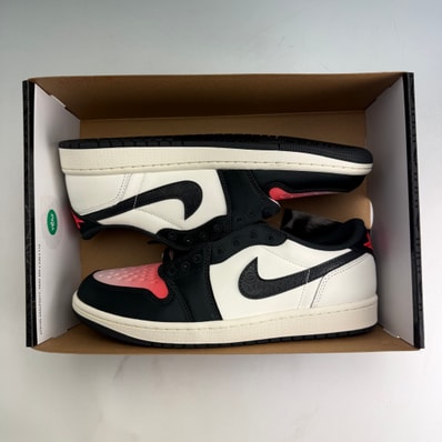 Paris Saint-Germain (PSG) × Nike Air Jordan 1 Low OG "Sail and Off Noir"