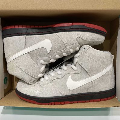 Nike SB Dunk High "Black Sheep"