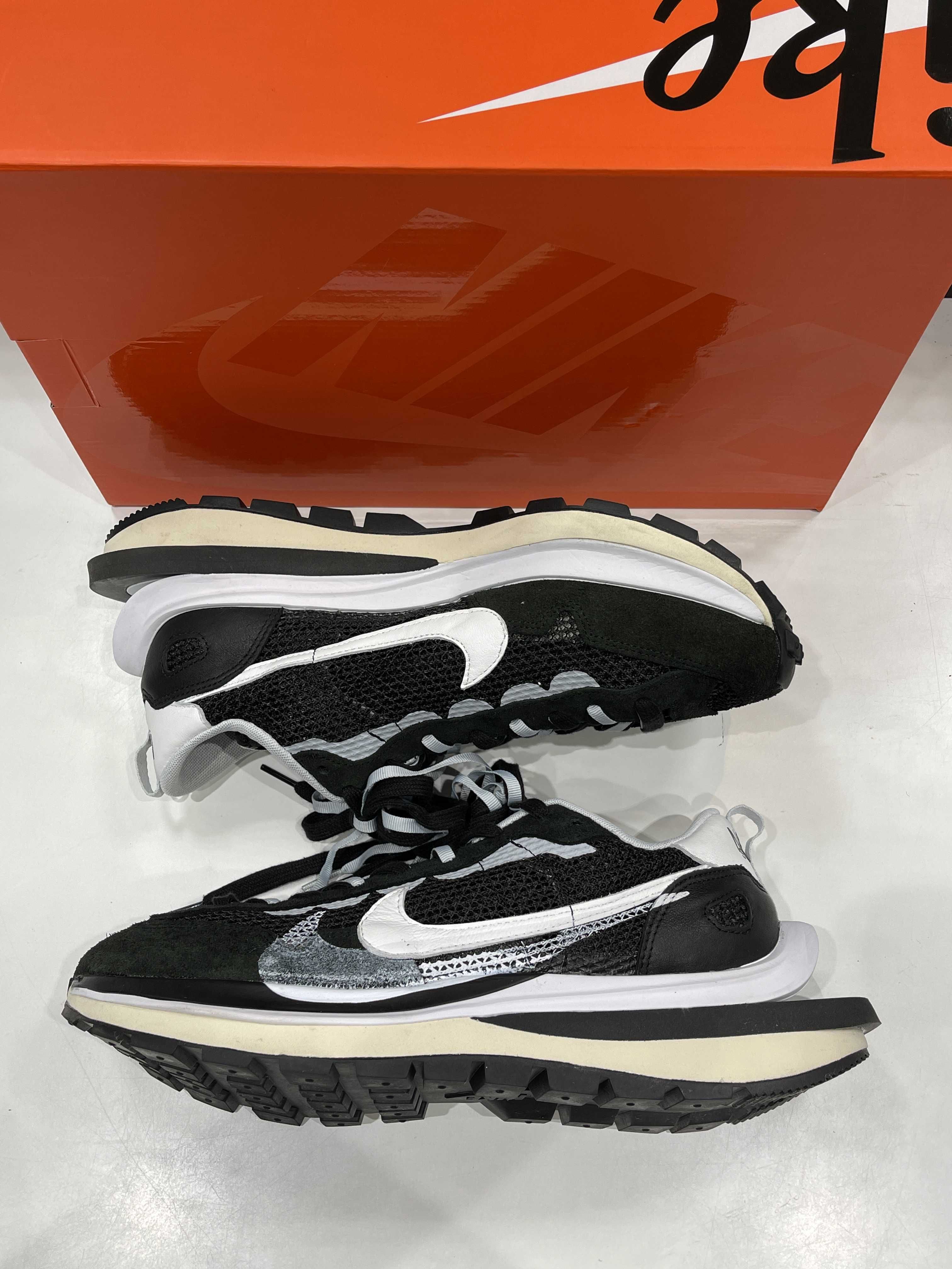 sacai × Nike Vapor Waffle "Black and White"