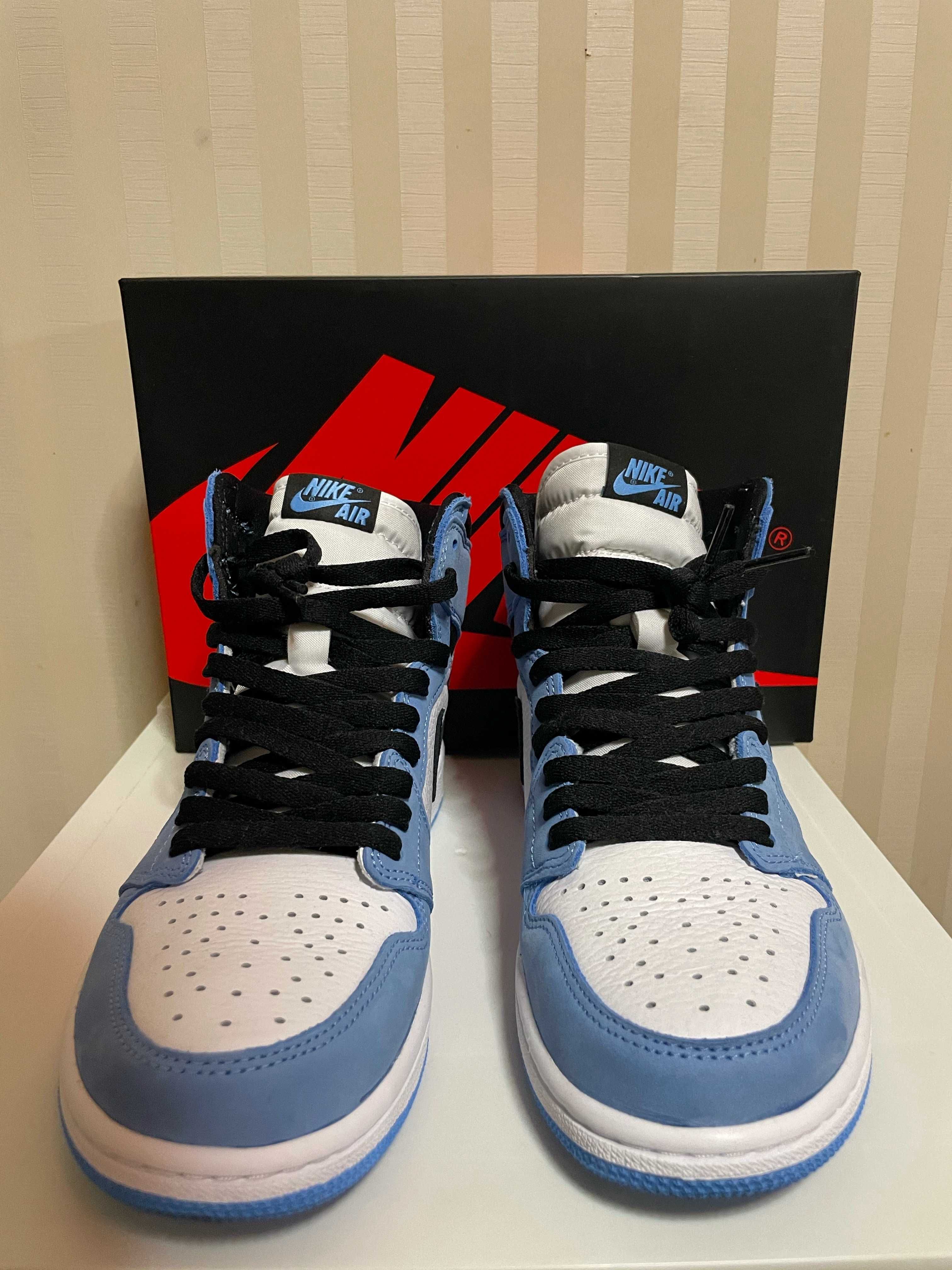 Nike Air Jordan 1 High OG "University Blue"