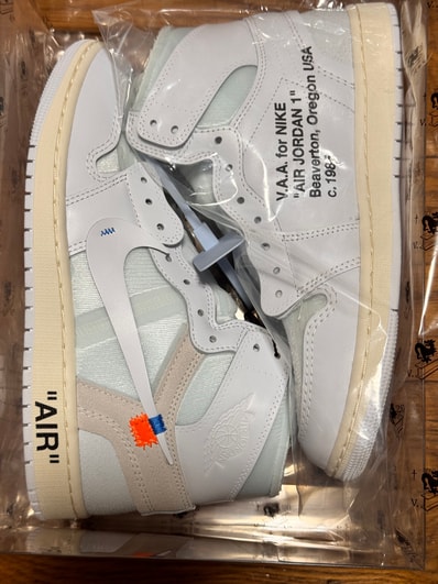 Virgil Abloh Archive (V.A.A.) × Nike Air Jordan 1 Retro High OG "Alaska"