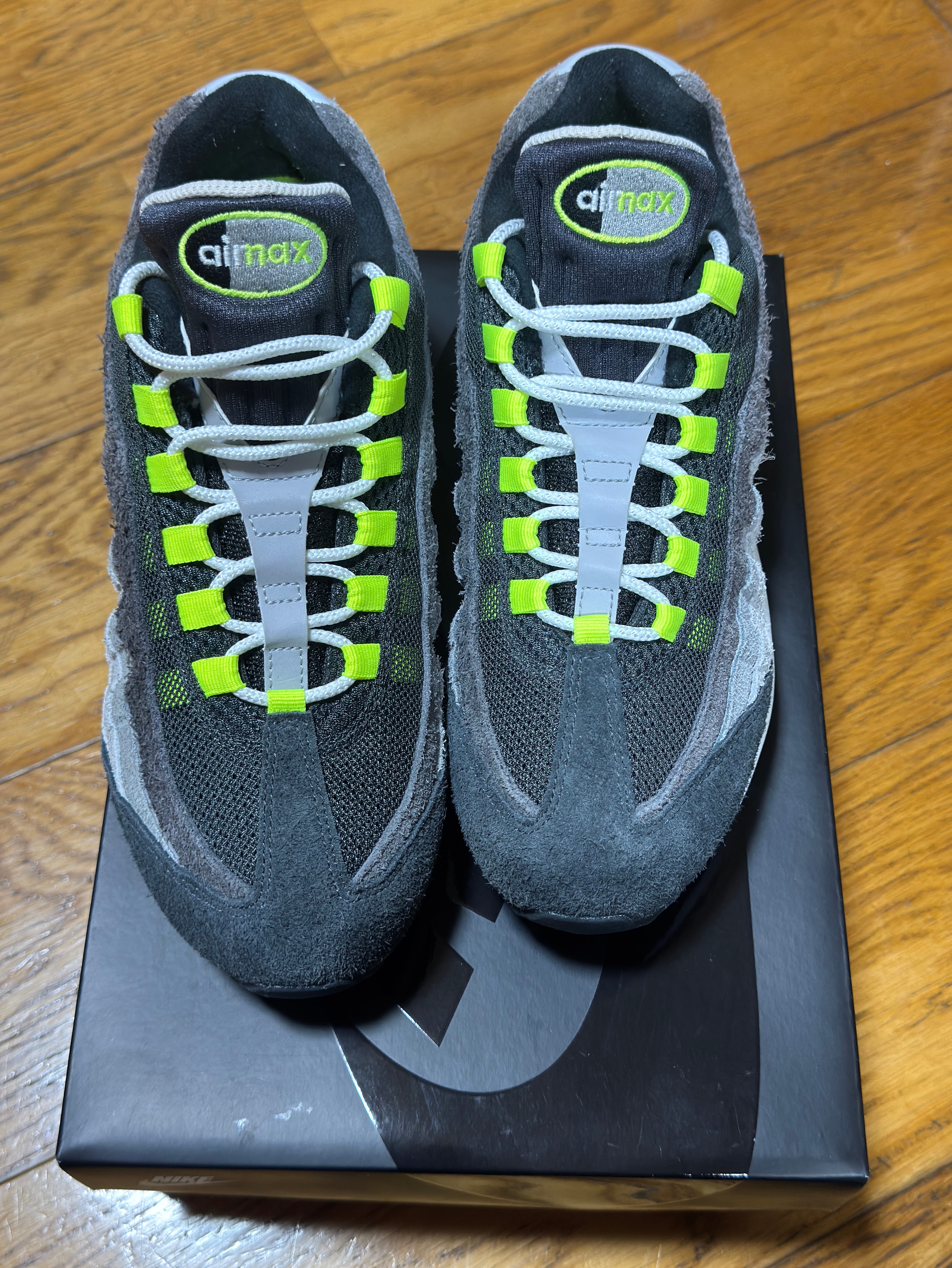 MoMA Design Store Exclusive Nike Air Max 95 OG "Reverse Neon"