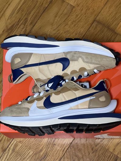 Sacai × Nike Vapor Waffle "Sesame And Blue Void"