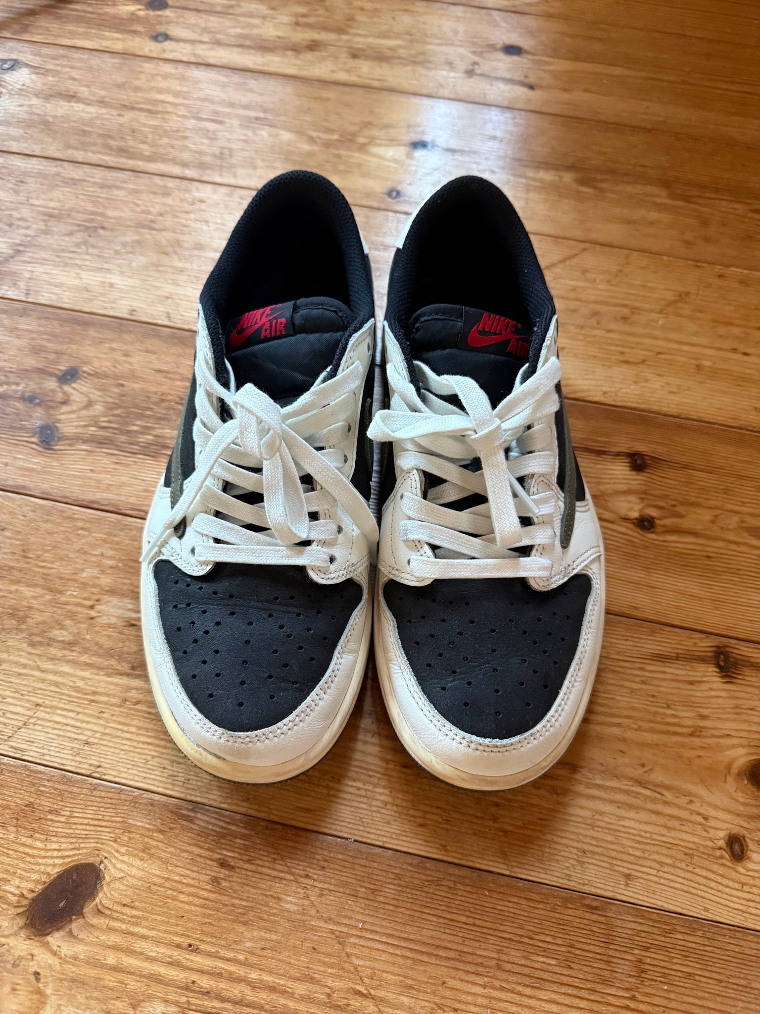 Travis Scott × Nike Women's Air Jordan 1 Low OG "Medium Olive"