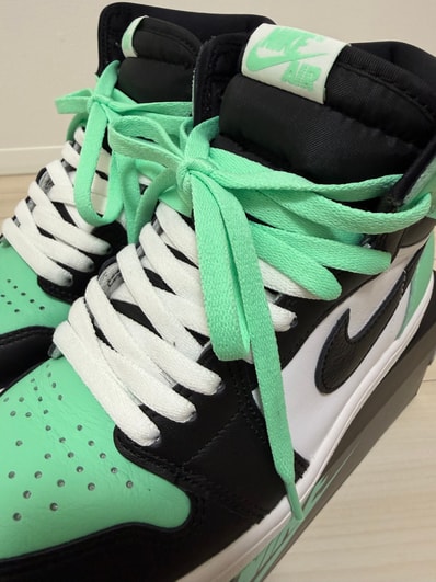 Nike Air Jordan 1 High OG "Green Glow"