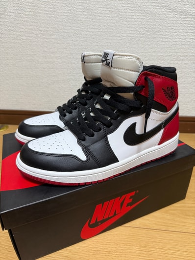 Nike Air Jordan 1 Retro High OG "Black Toe"