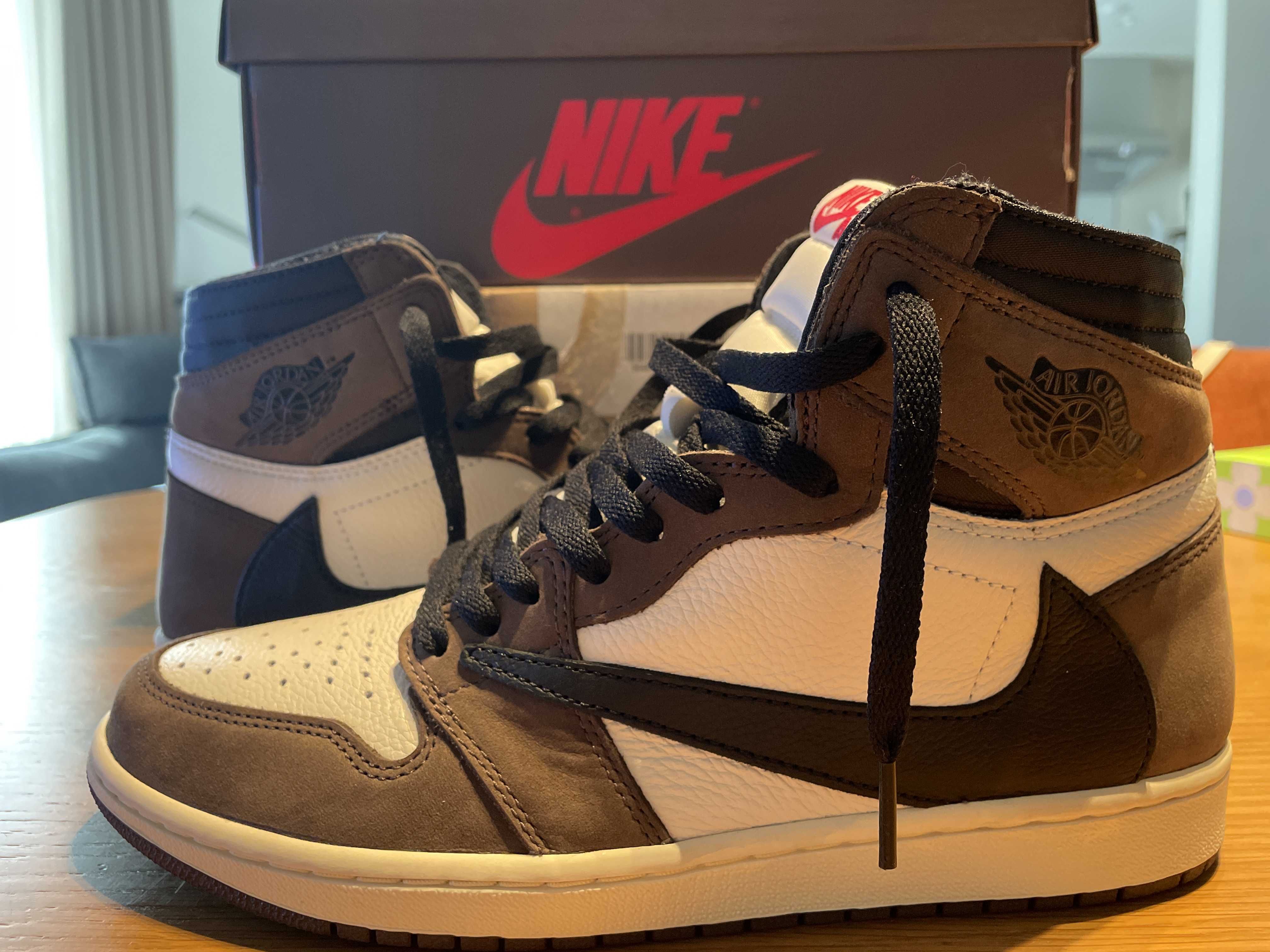 Travis Scott × Nike Air Jordan 1 Retro High OG TS SP "Sail/Dark Mocha"